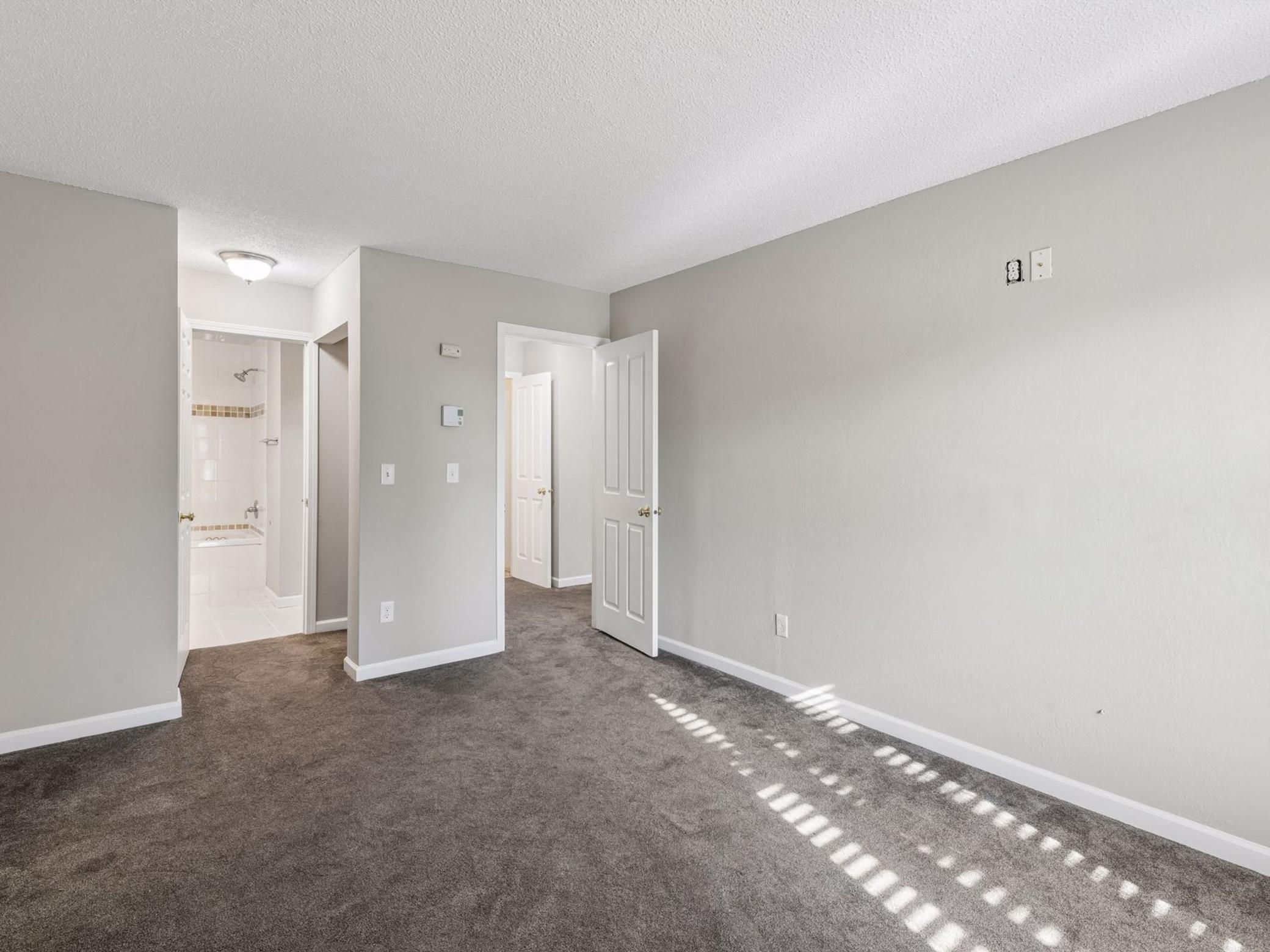 7675 142nd Street W Unit: 109