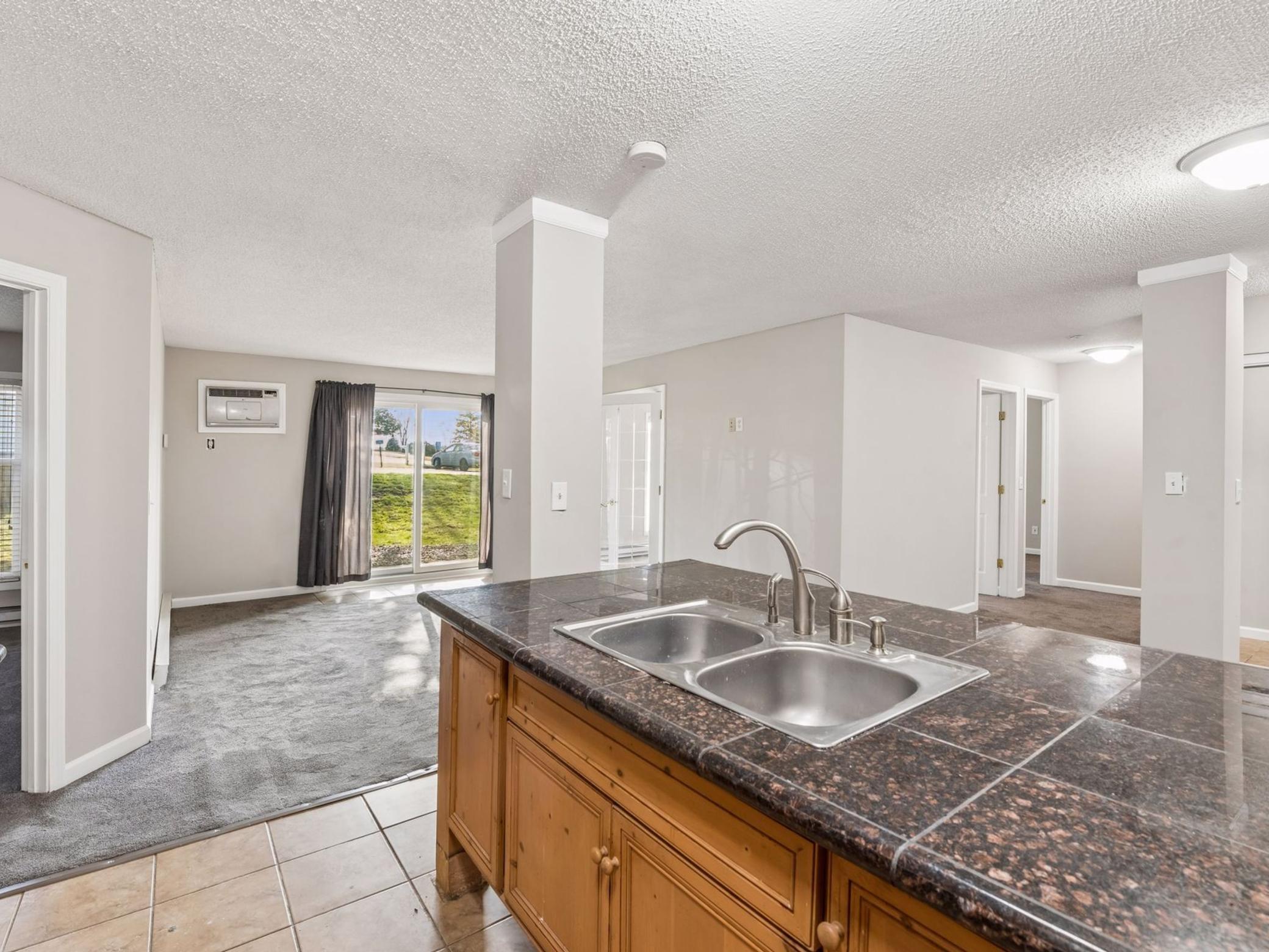 7675 142nd Street W Unit: 109