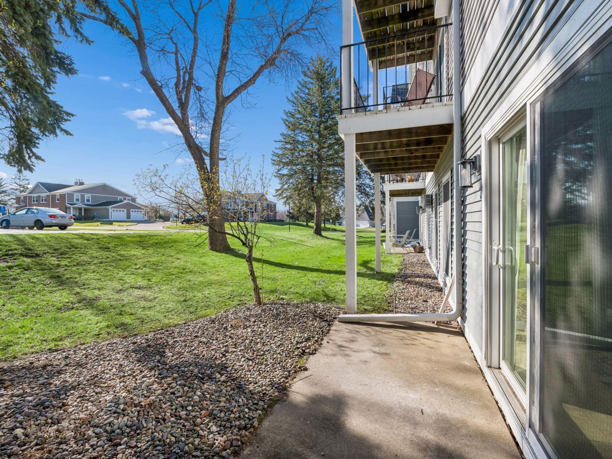 7675 142nd Street W Unit: 109