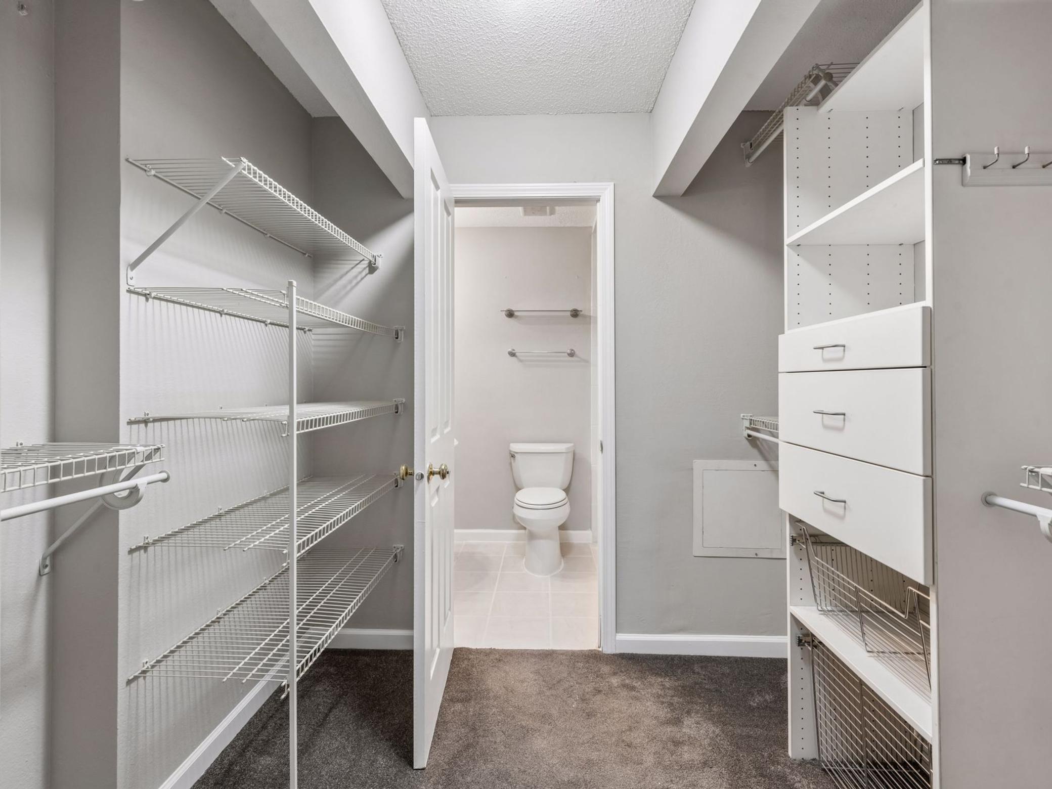 7675 142nd Street W Unit: 109