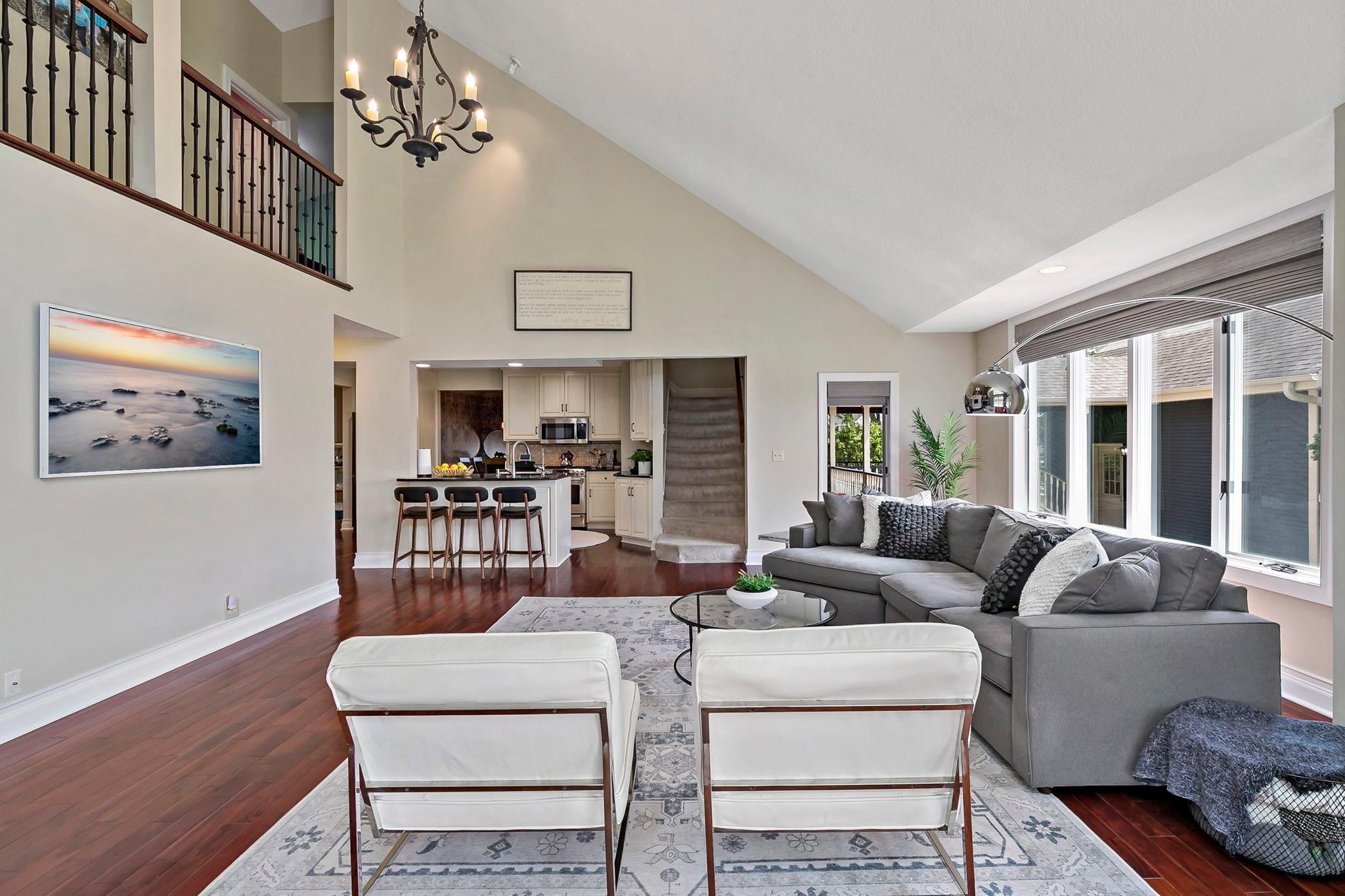 5830 Club Lane