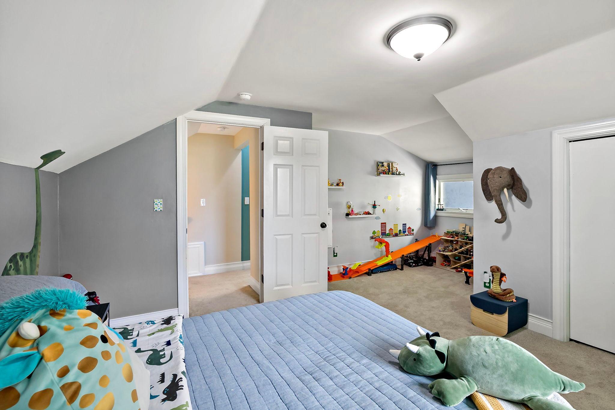 5830 Club Lane