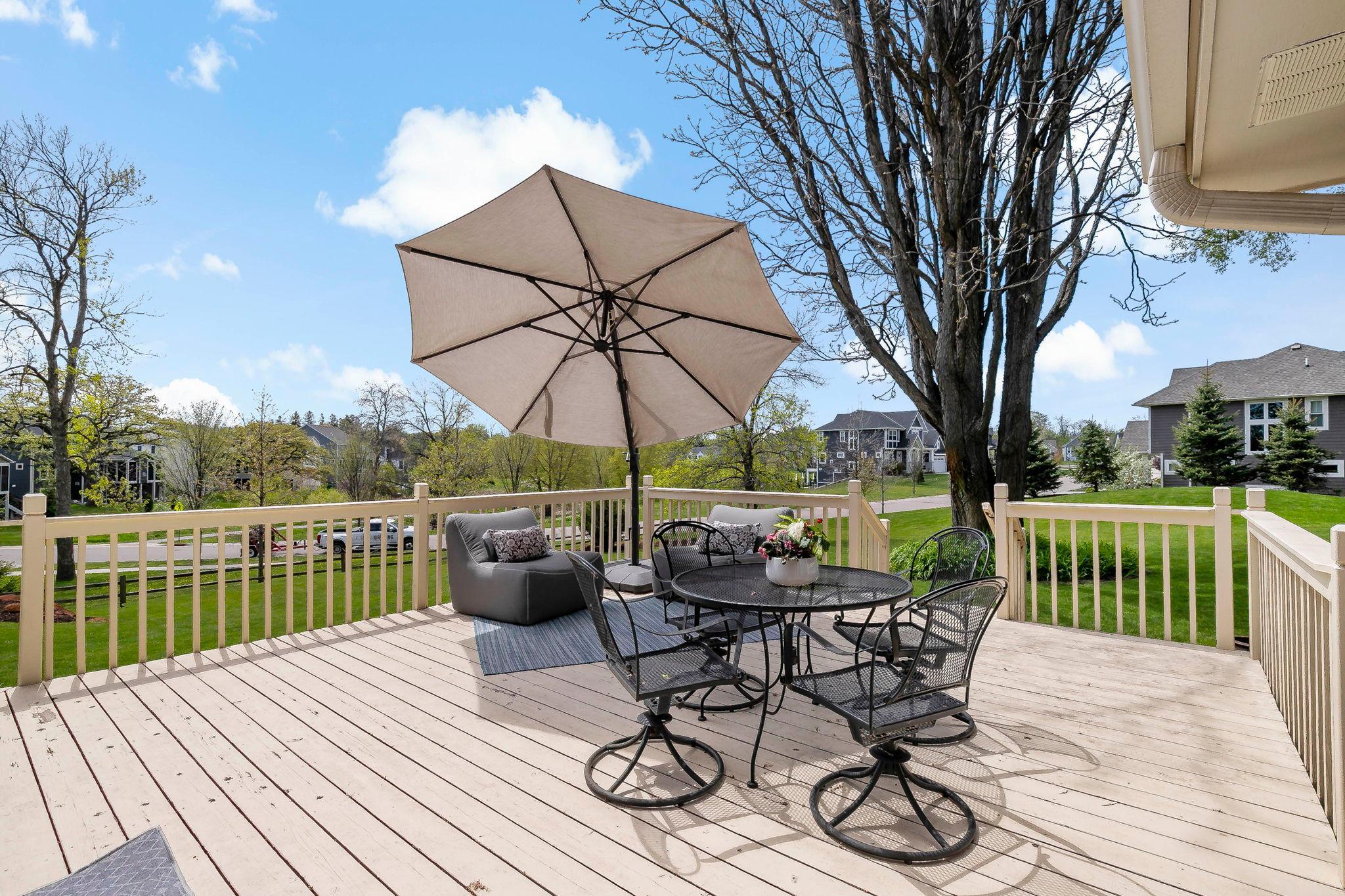5830 Club Lane
