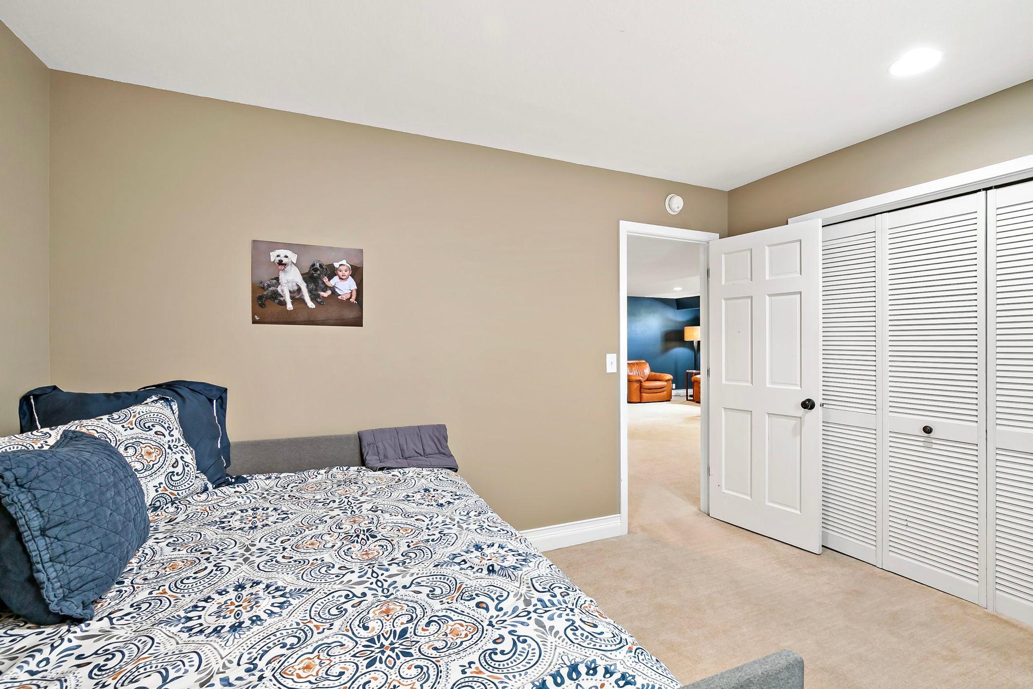 5830 Club Lane