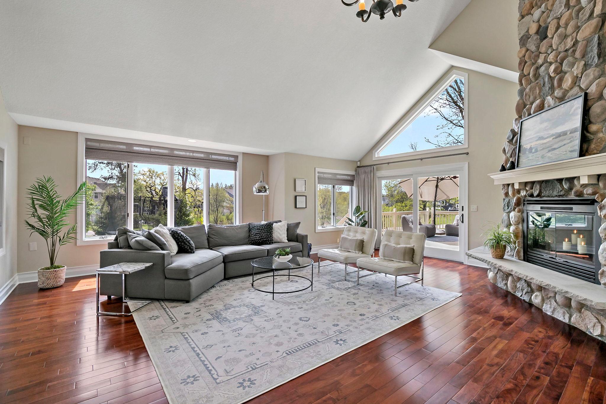 5830 Club Lane