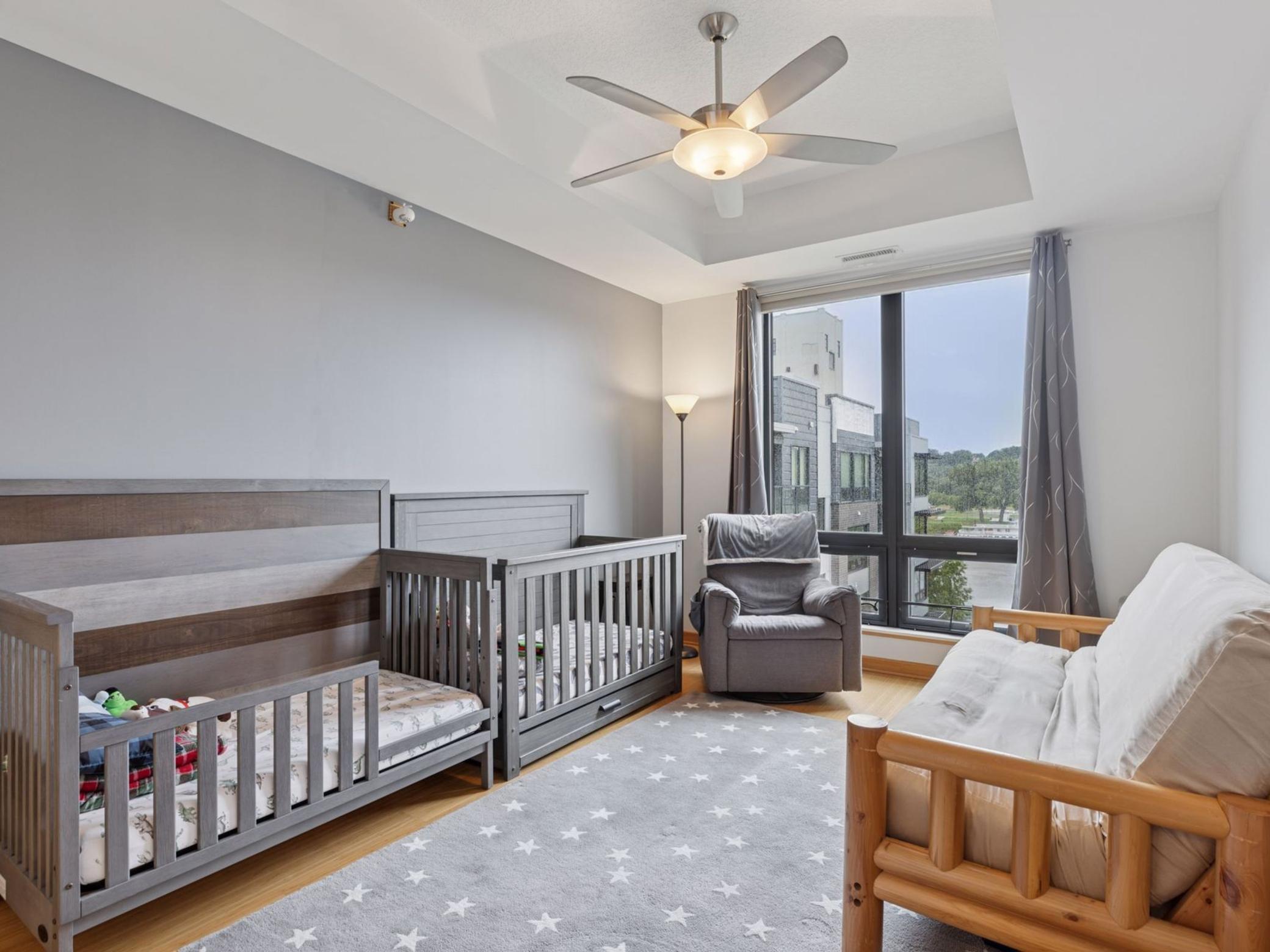 256 Spring Street Unit: 413