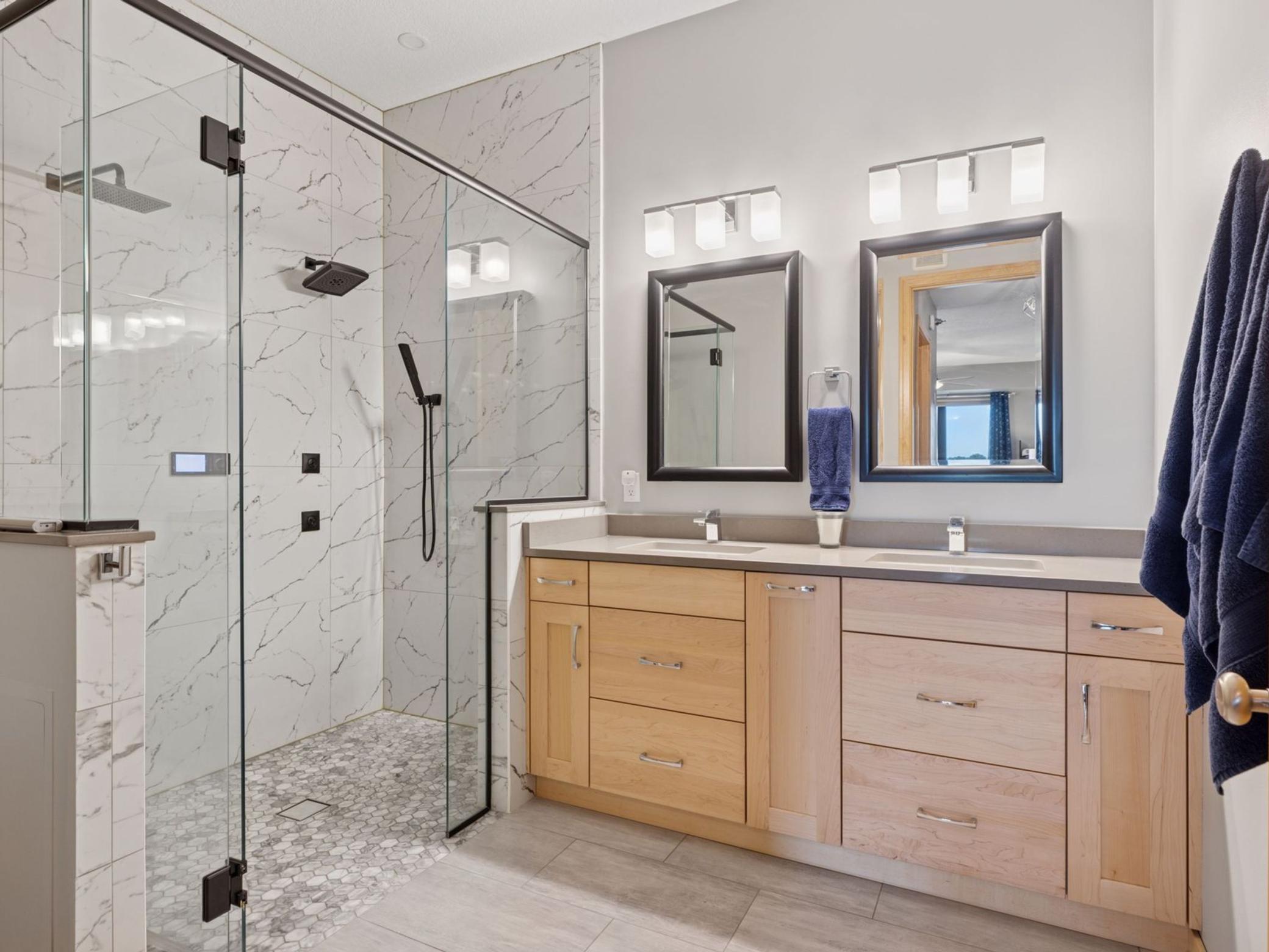 256 Spring Street Unit: 413