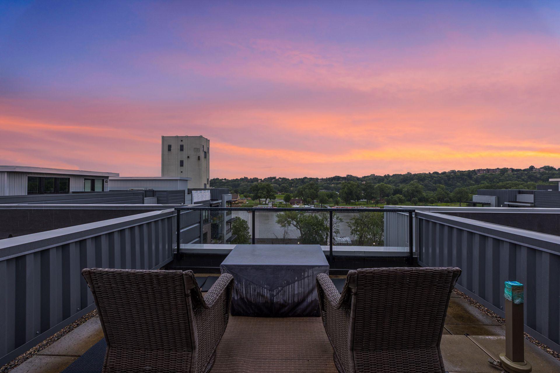 256 Spring Street Unit: 413