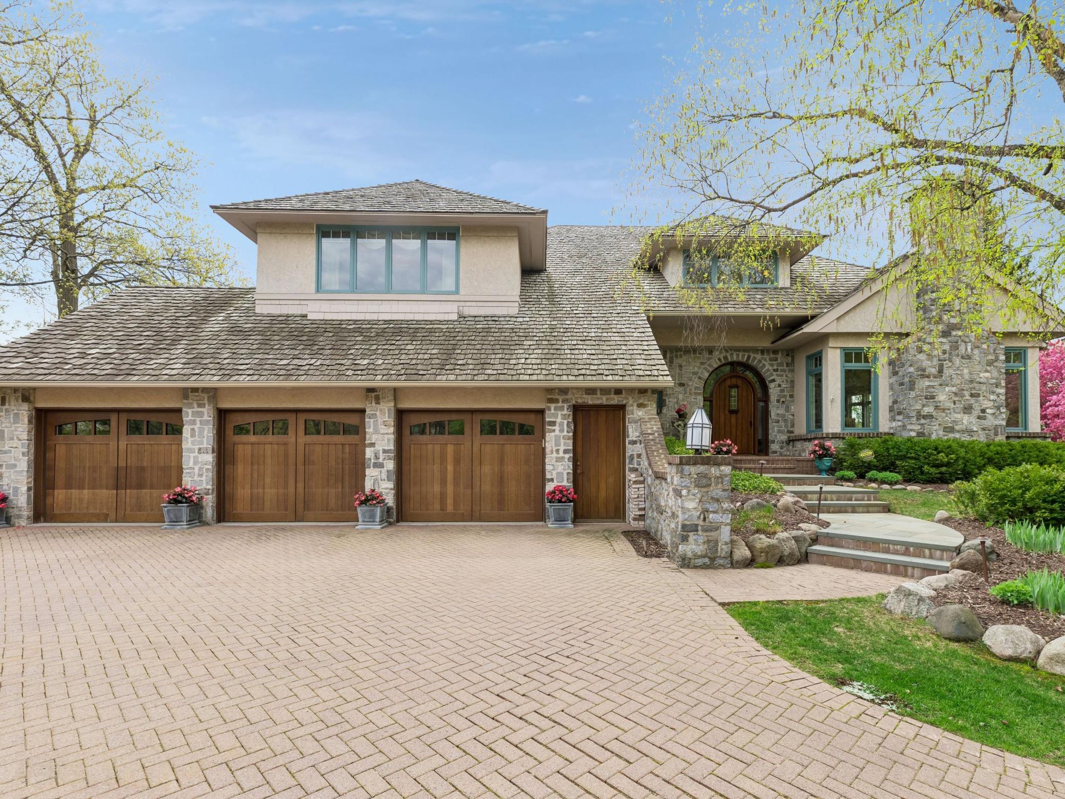 25 Bello Drive