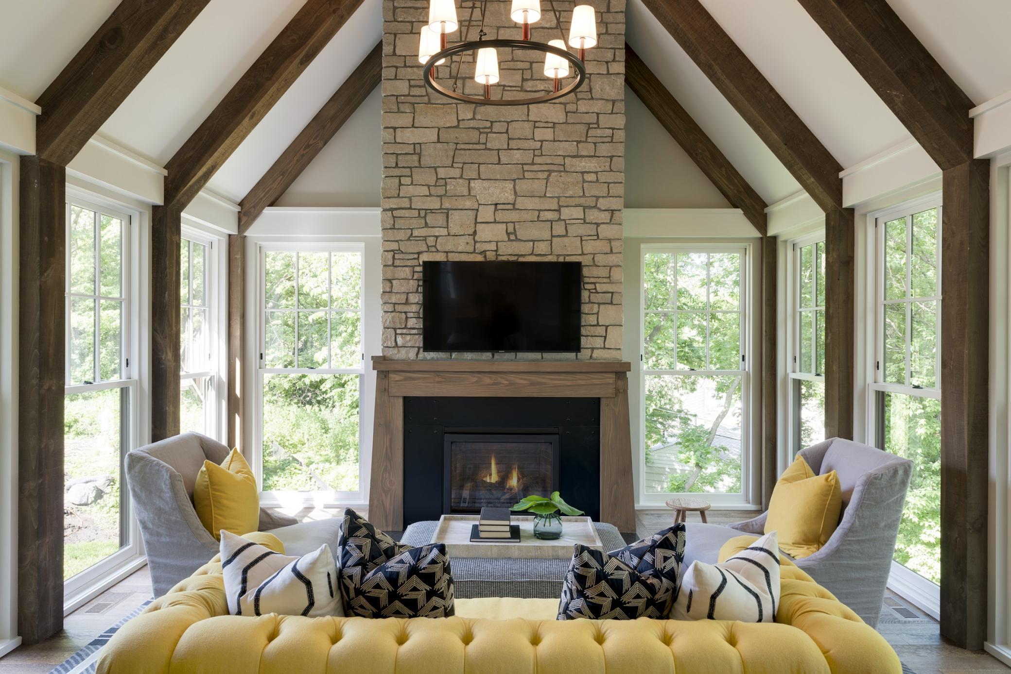 3225 W 54th Street