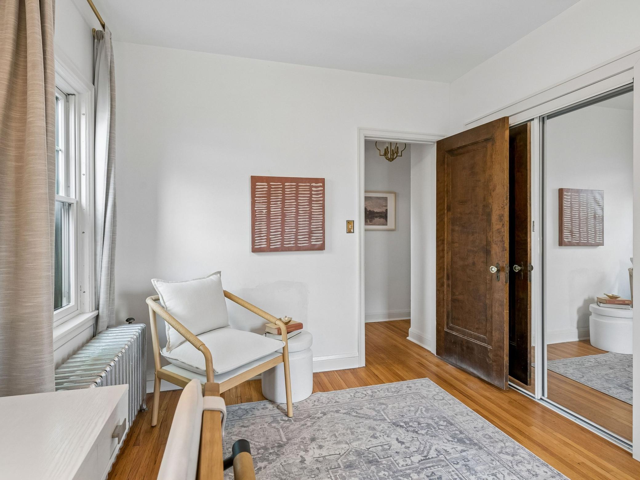 3815 Glendale Terrace Unit: 2