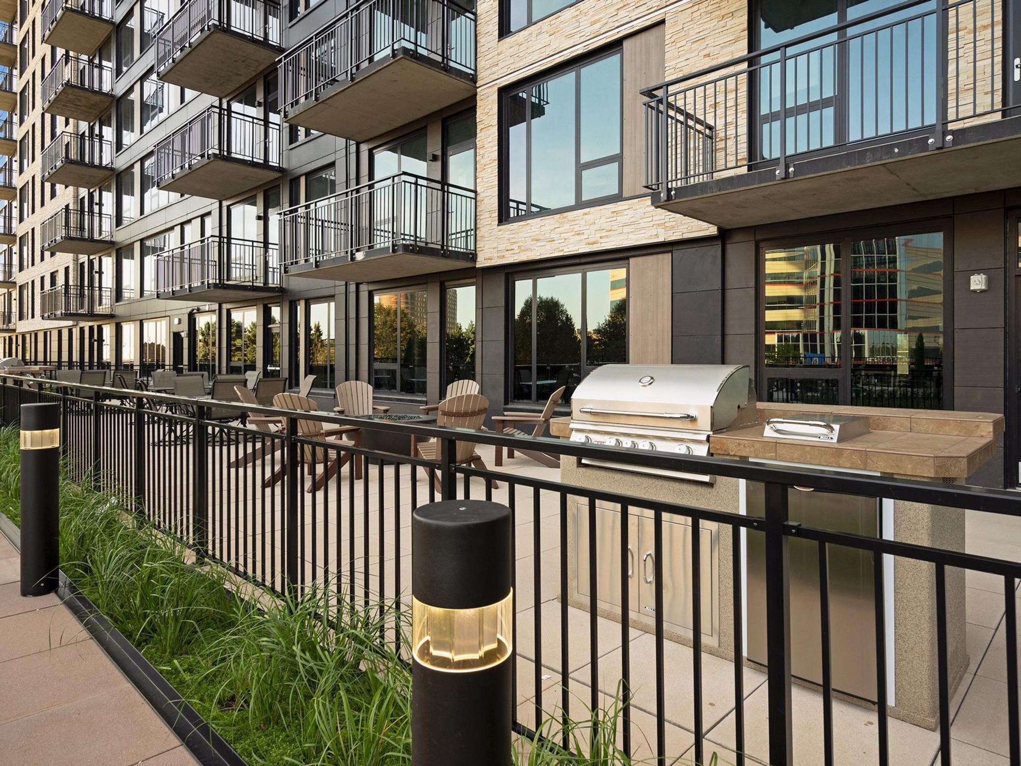 1240 S 2nd Street Unit: 828