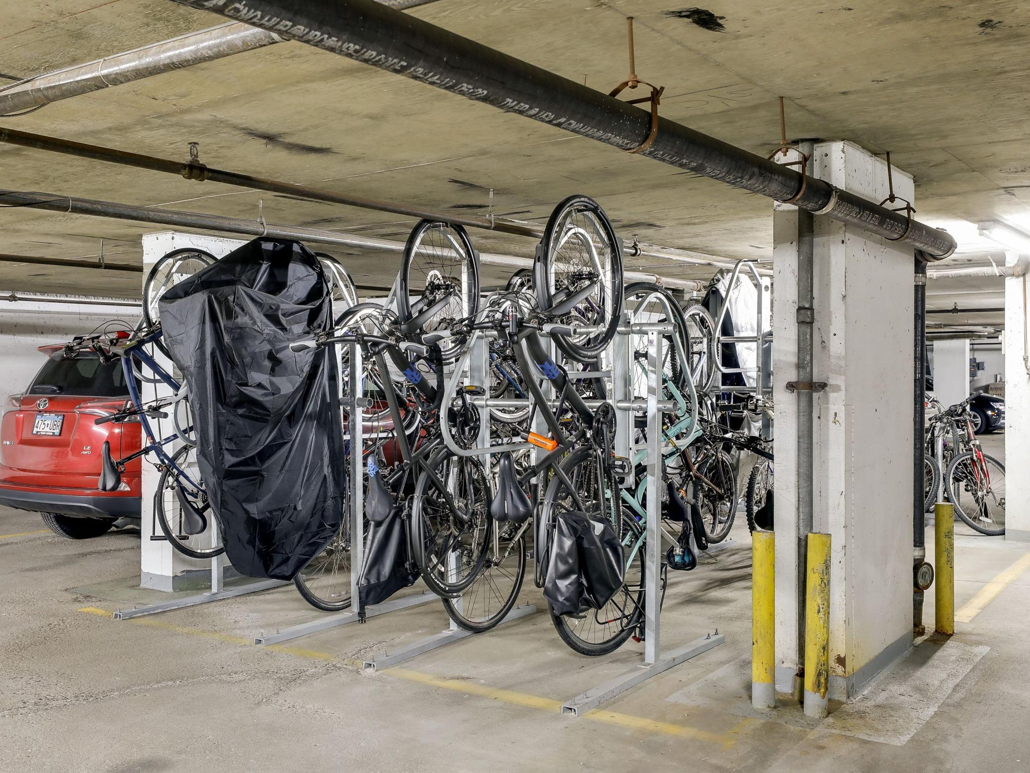 210 W Grant Street Unit: 107