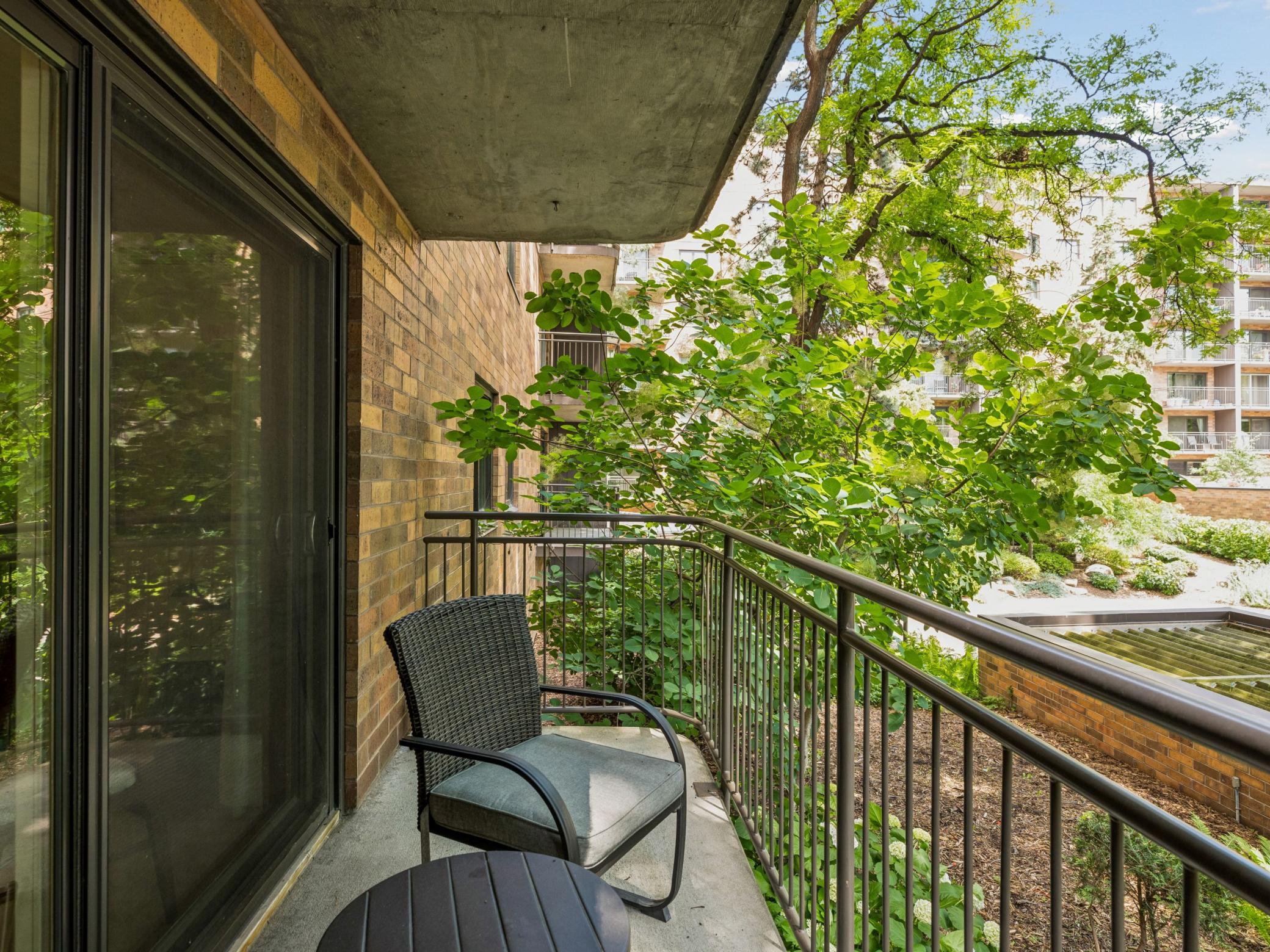 210 W Grant Street Unit: 107