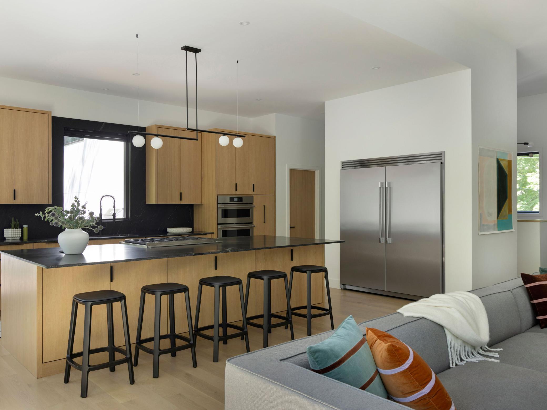 3225 W 54th Street