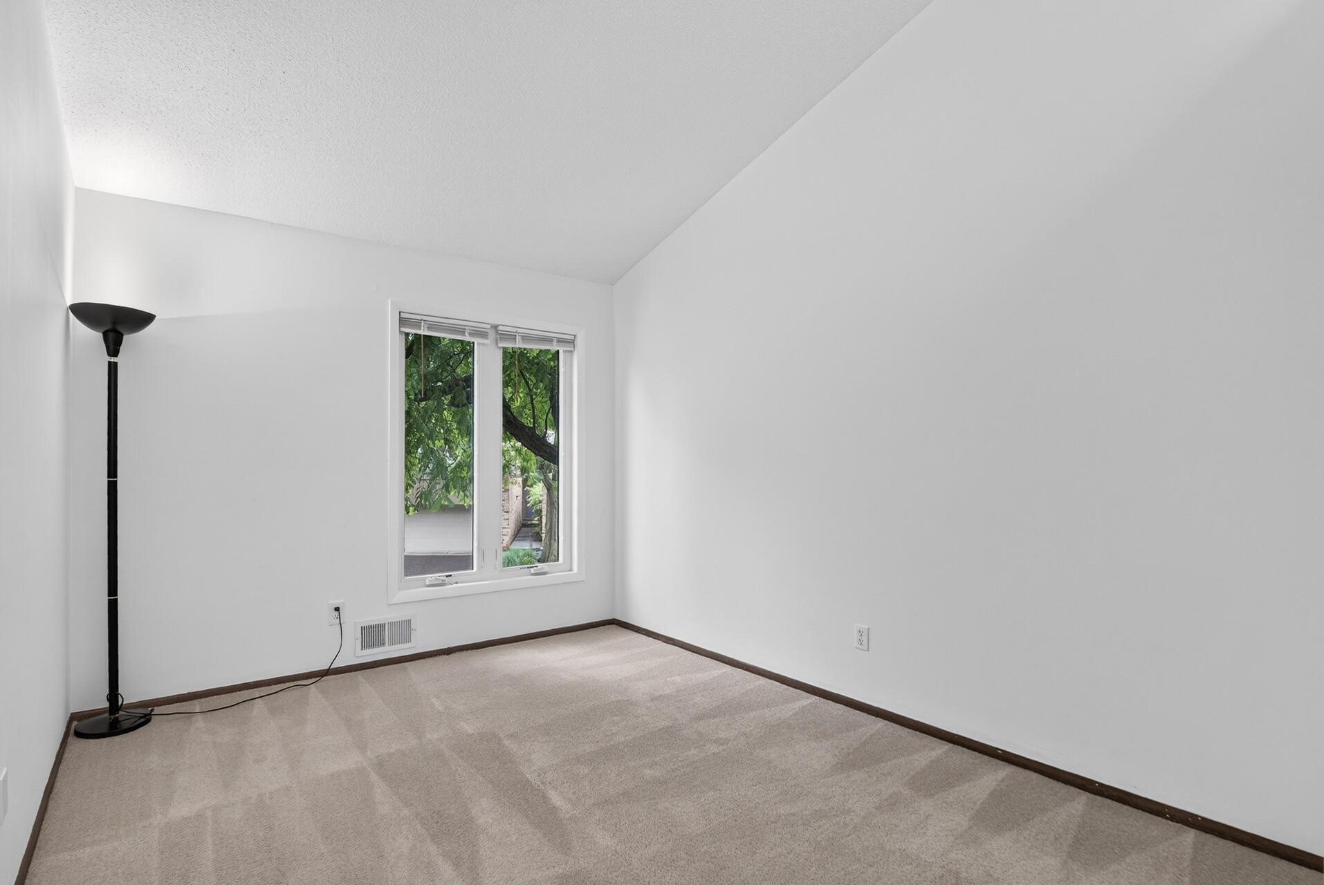 5725 Duncan Lane