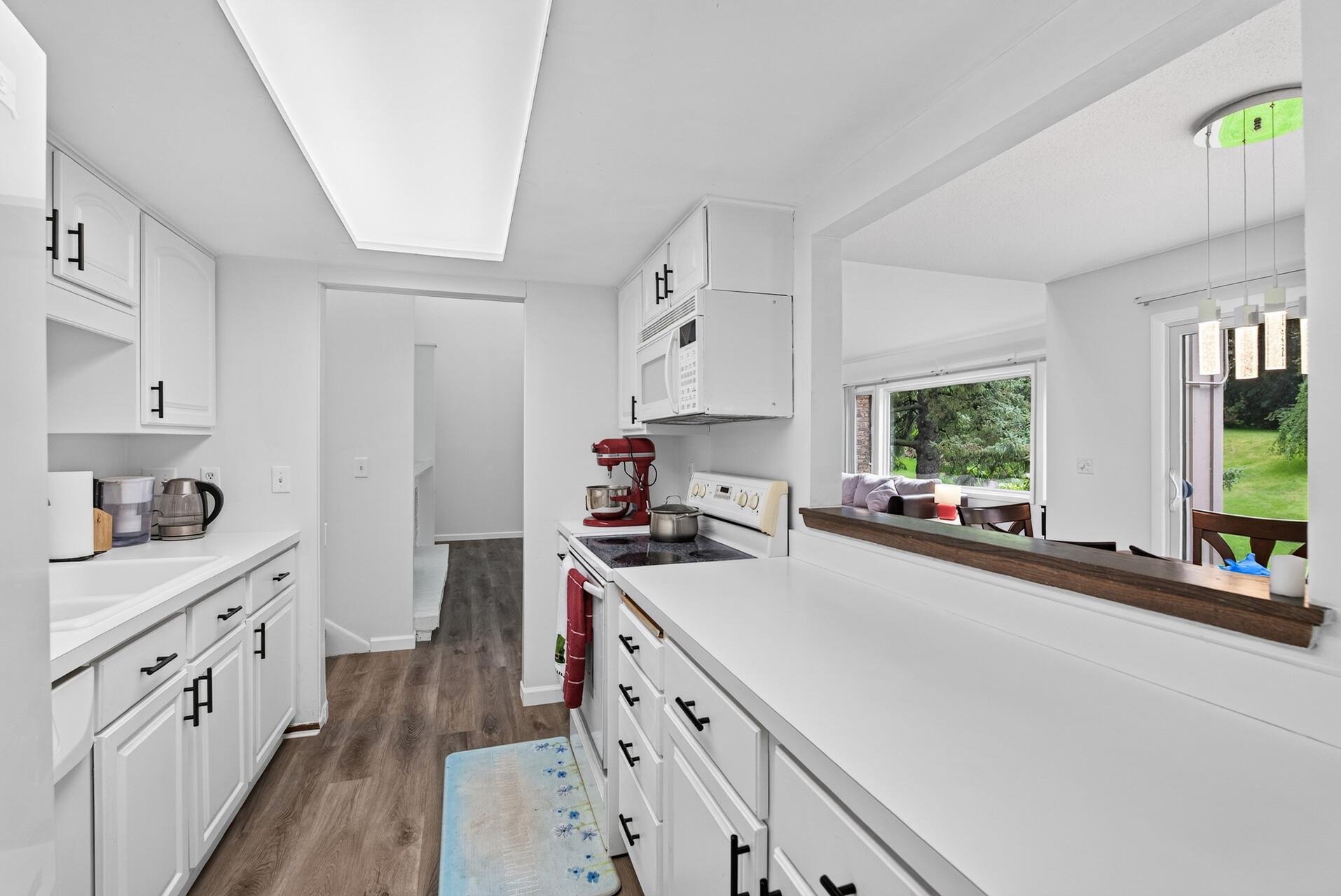 5725 Duncan Lane