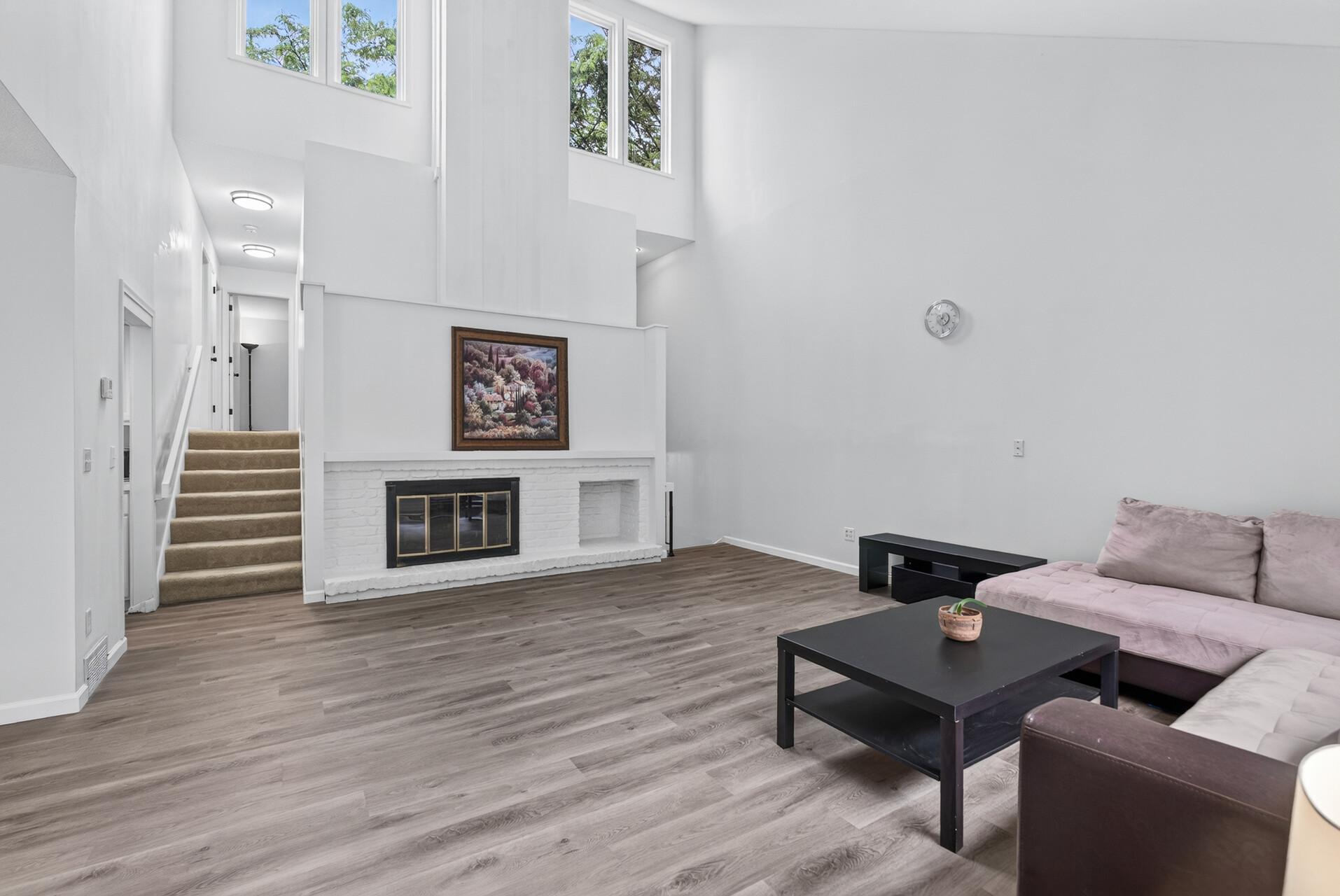 5725 Duncan Lane