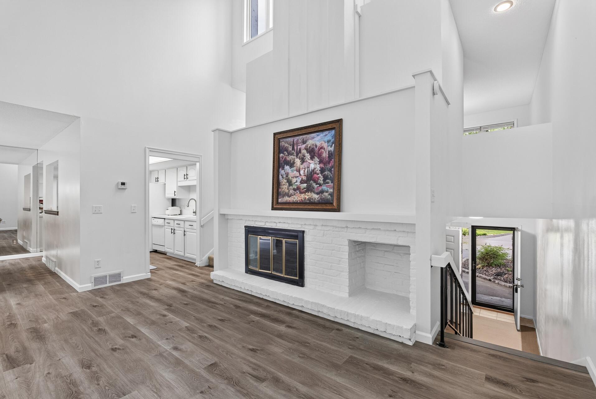 5725 Duncan Lane