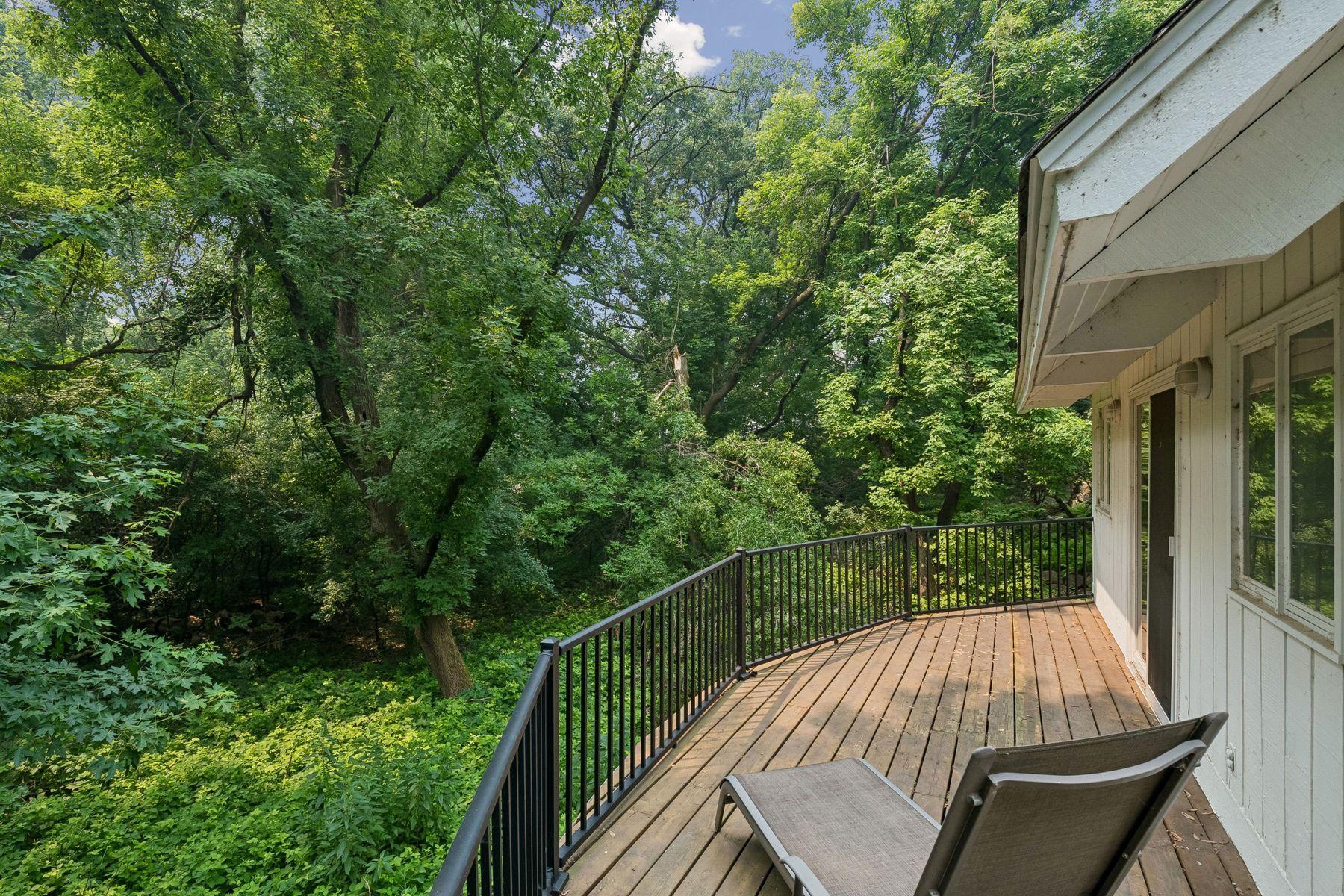3225 W 54th Street