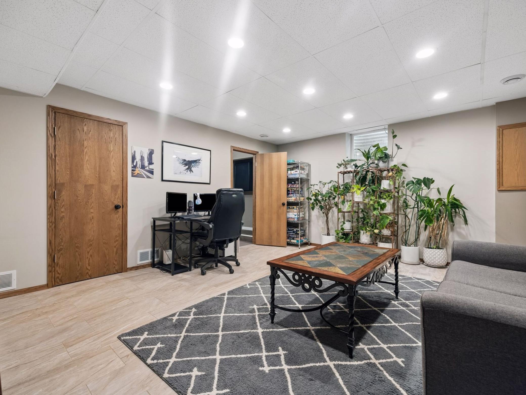 3218 Old Highway 8