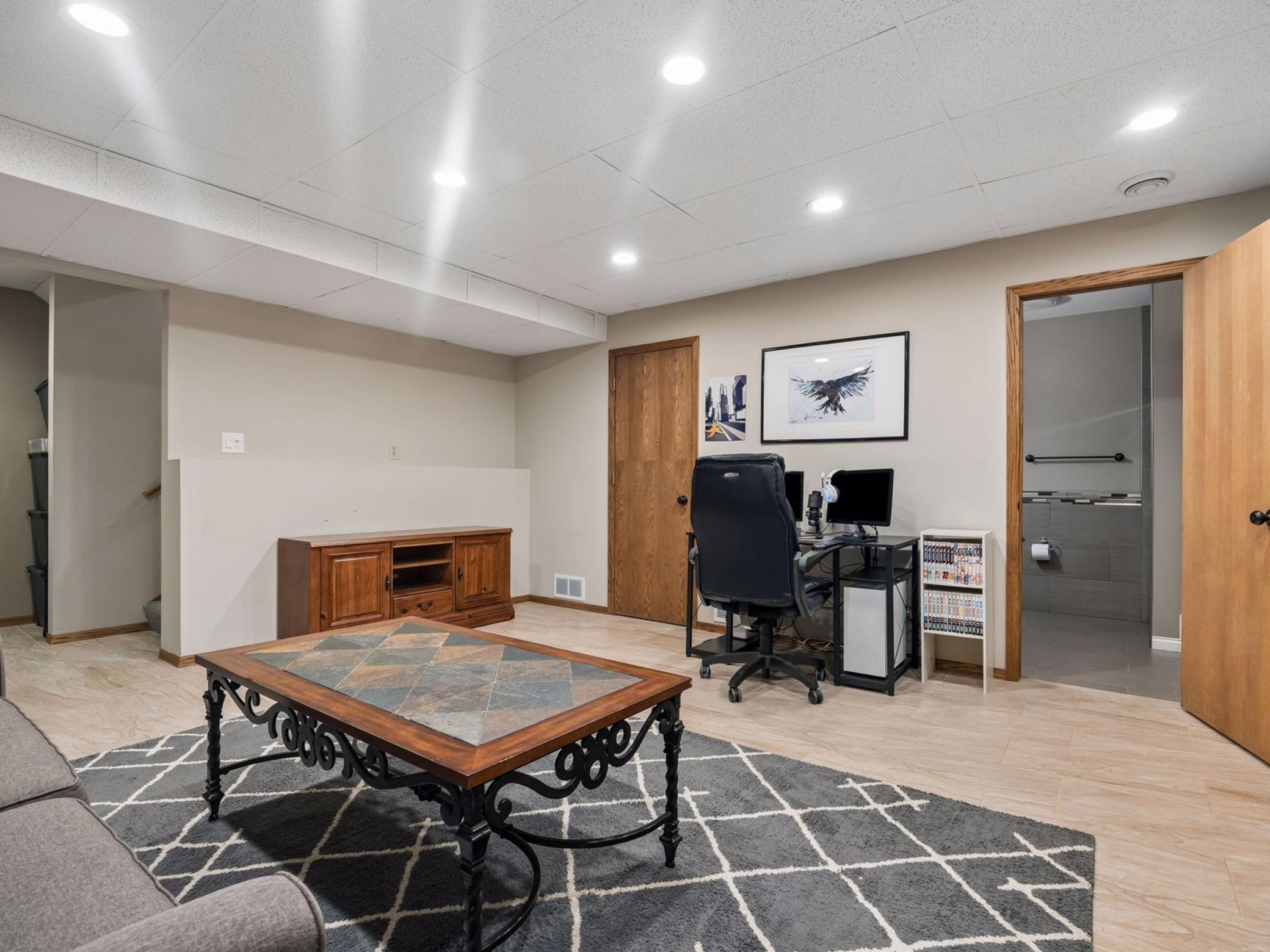 3218 Old Highway 8