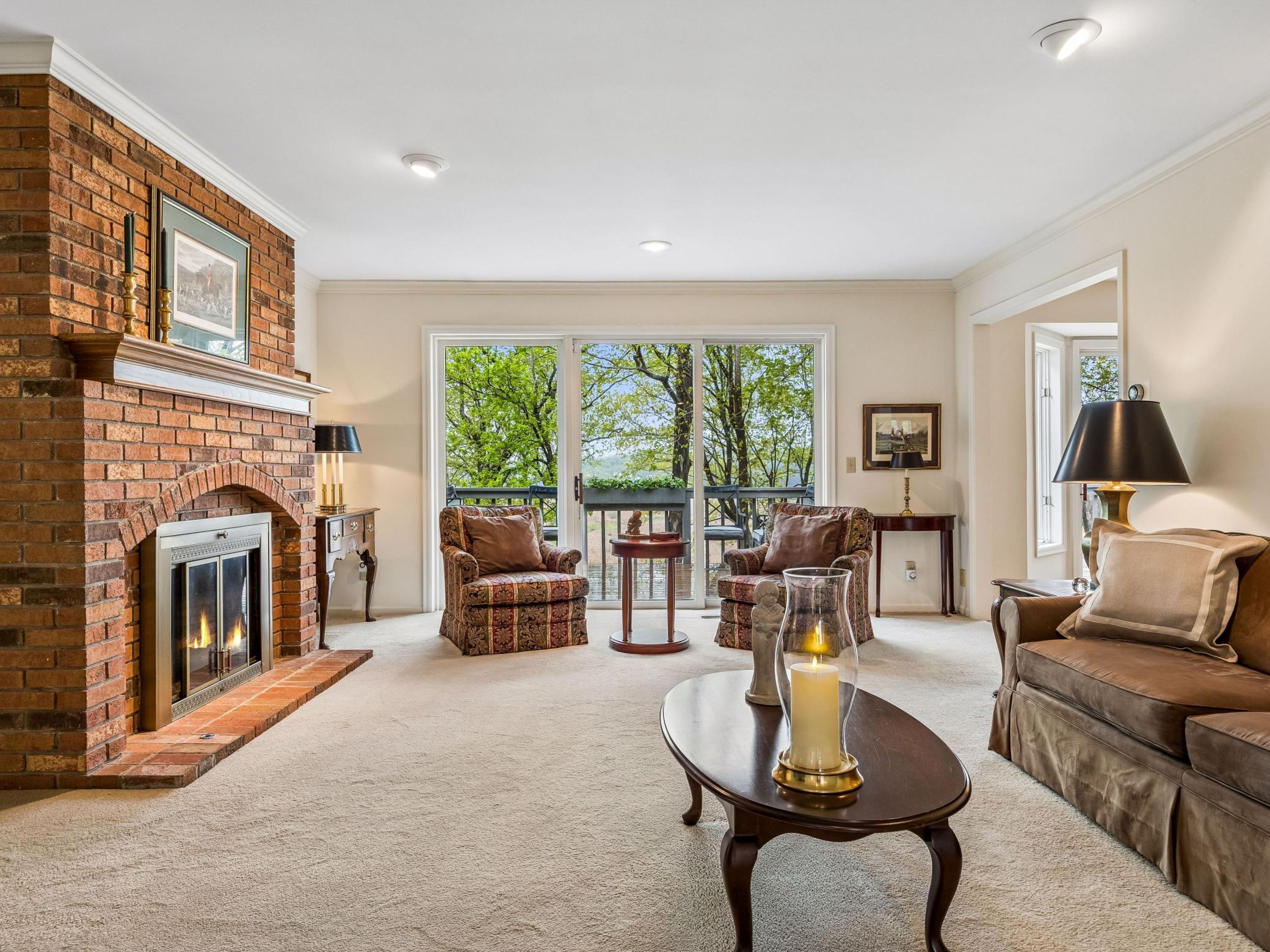 11202 Mount Curve Road