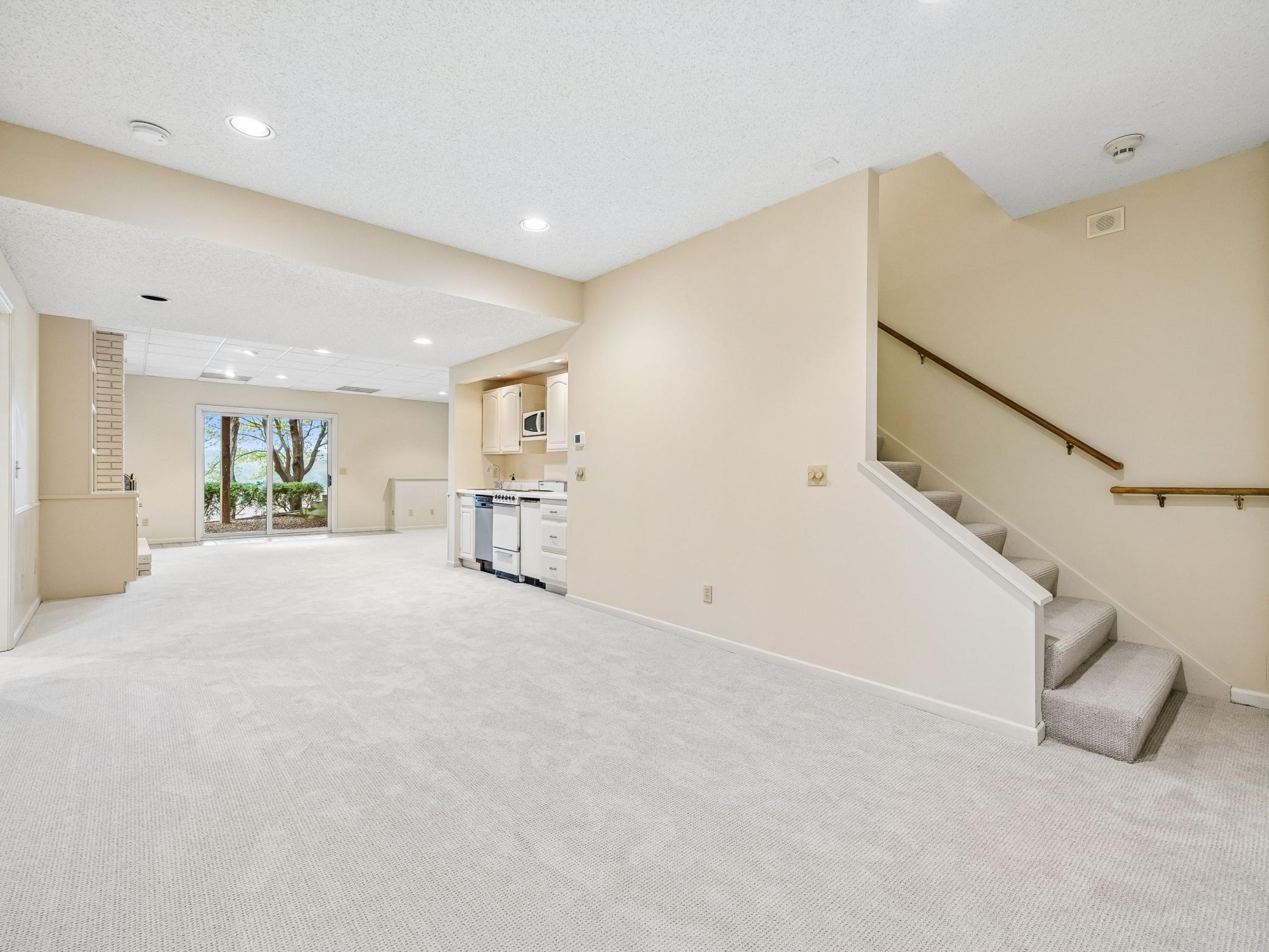 11202 Mount Curve Road