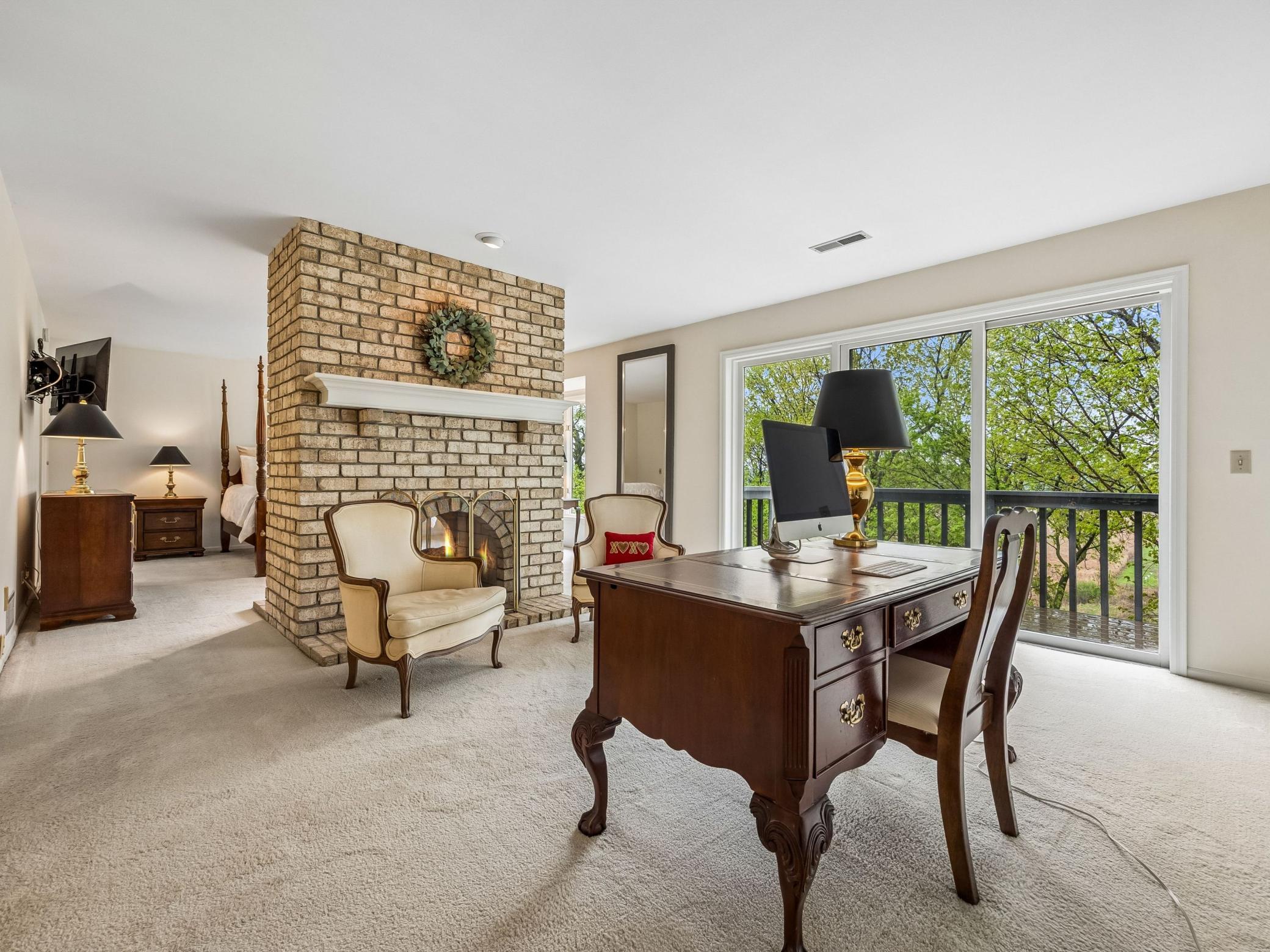 11202 Mount Curve Road