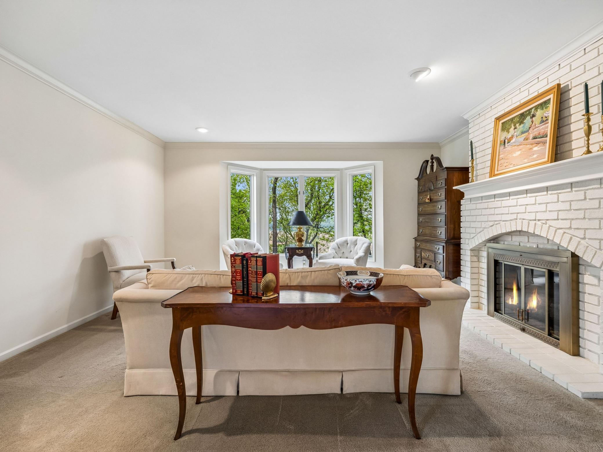 11202 Mount Curve Road