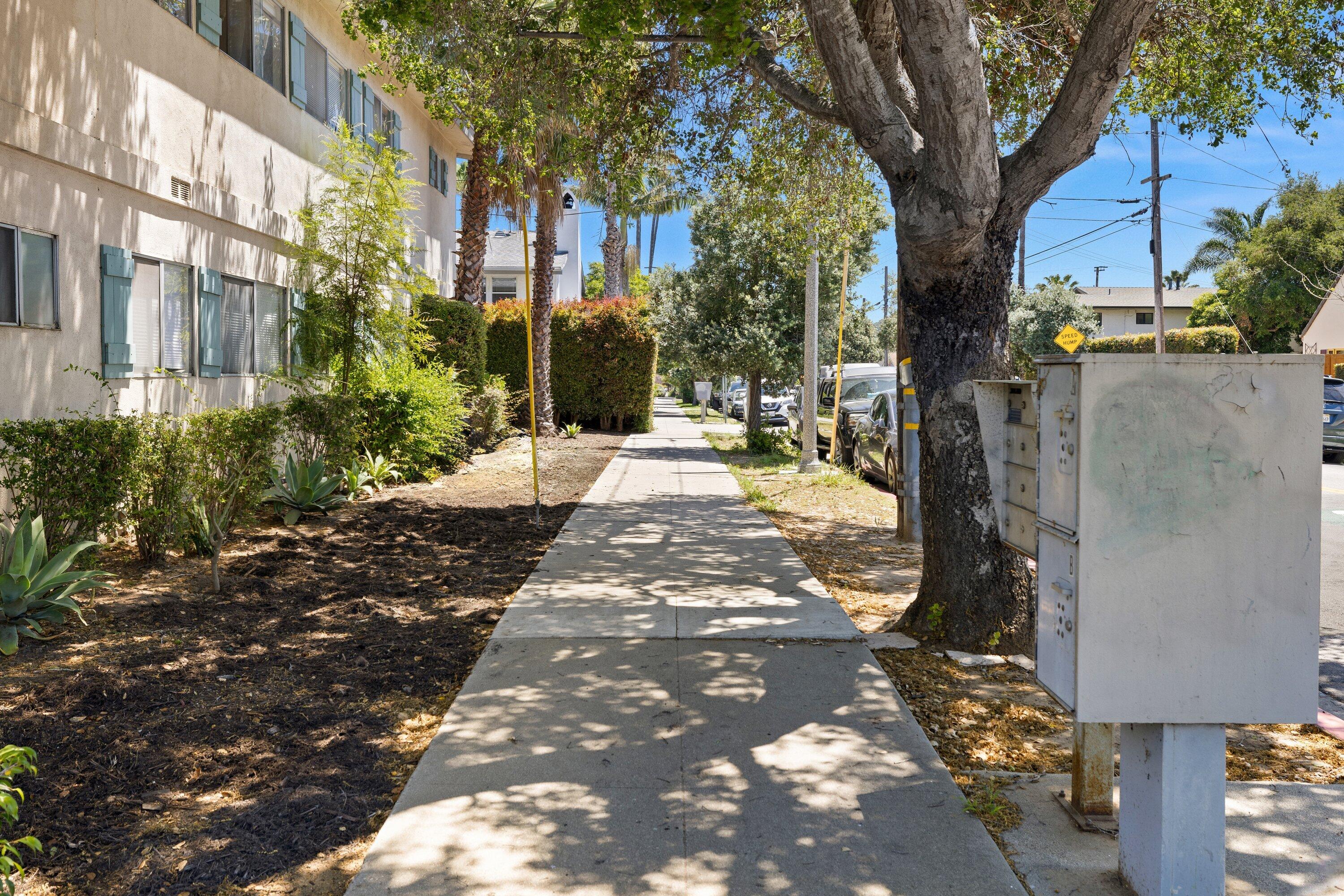 1924 San Pascual Street