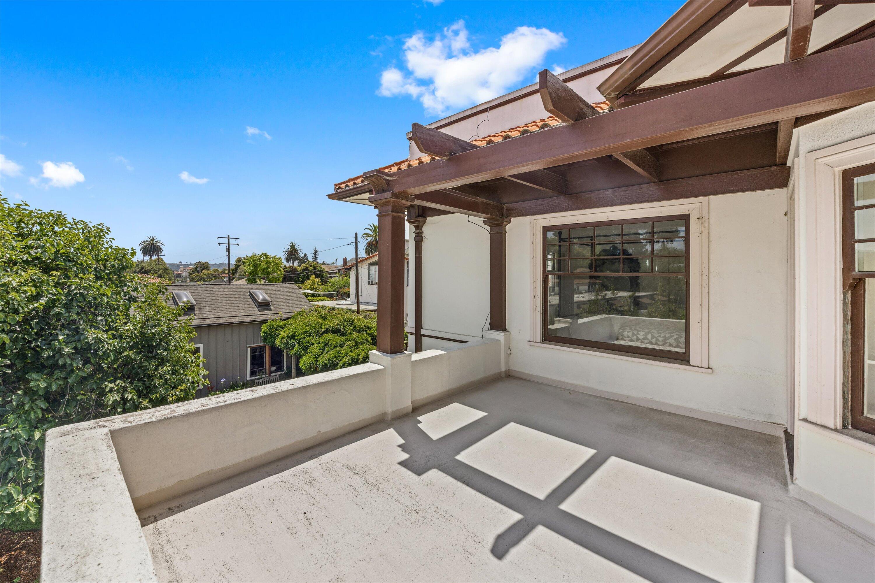 1515 Santa Barbara Street