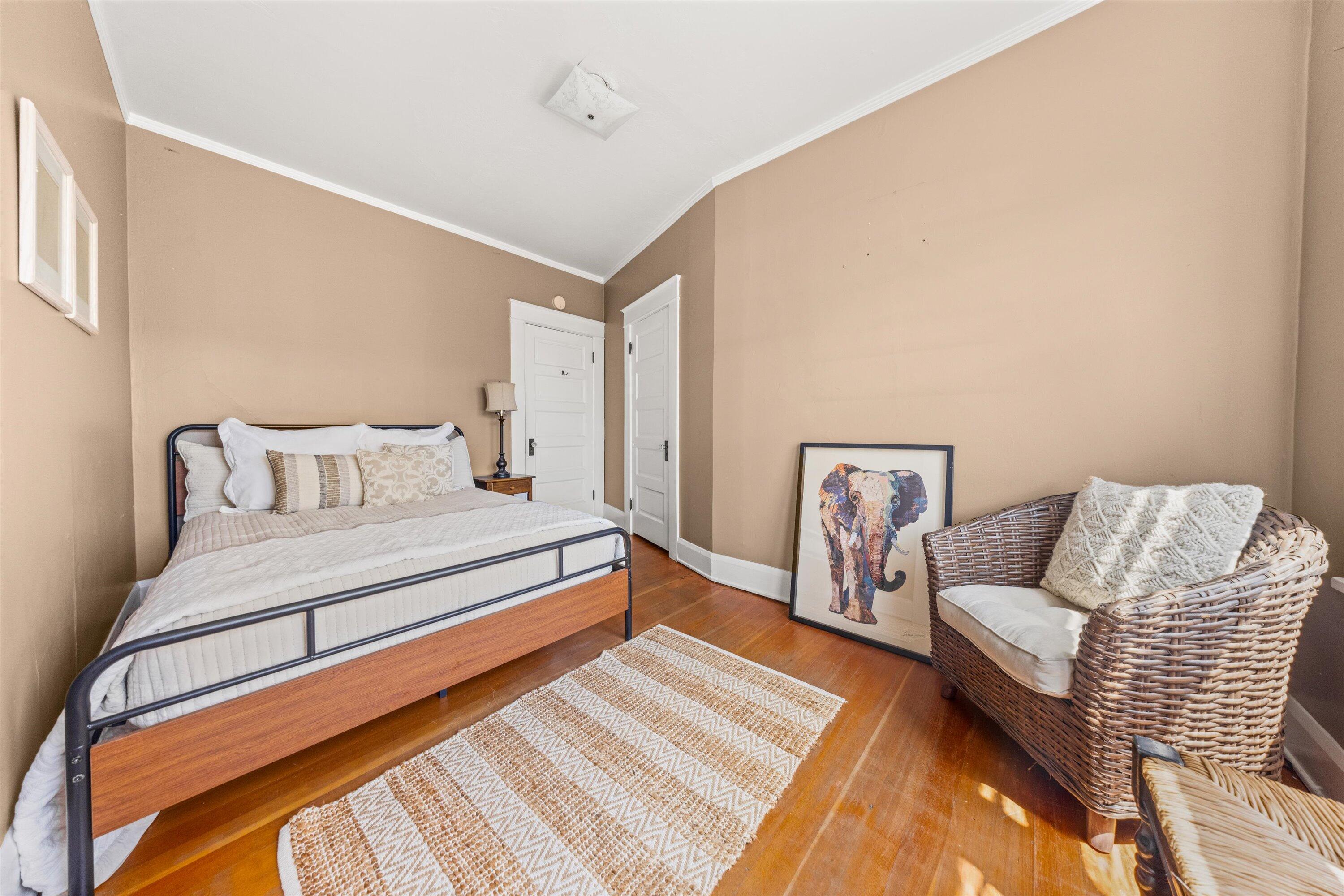 1515 Santa Barbara Street