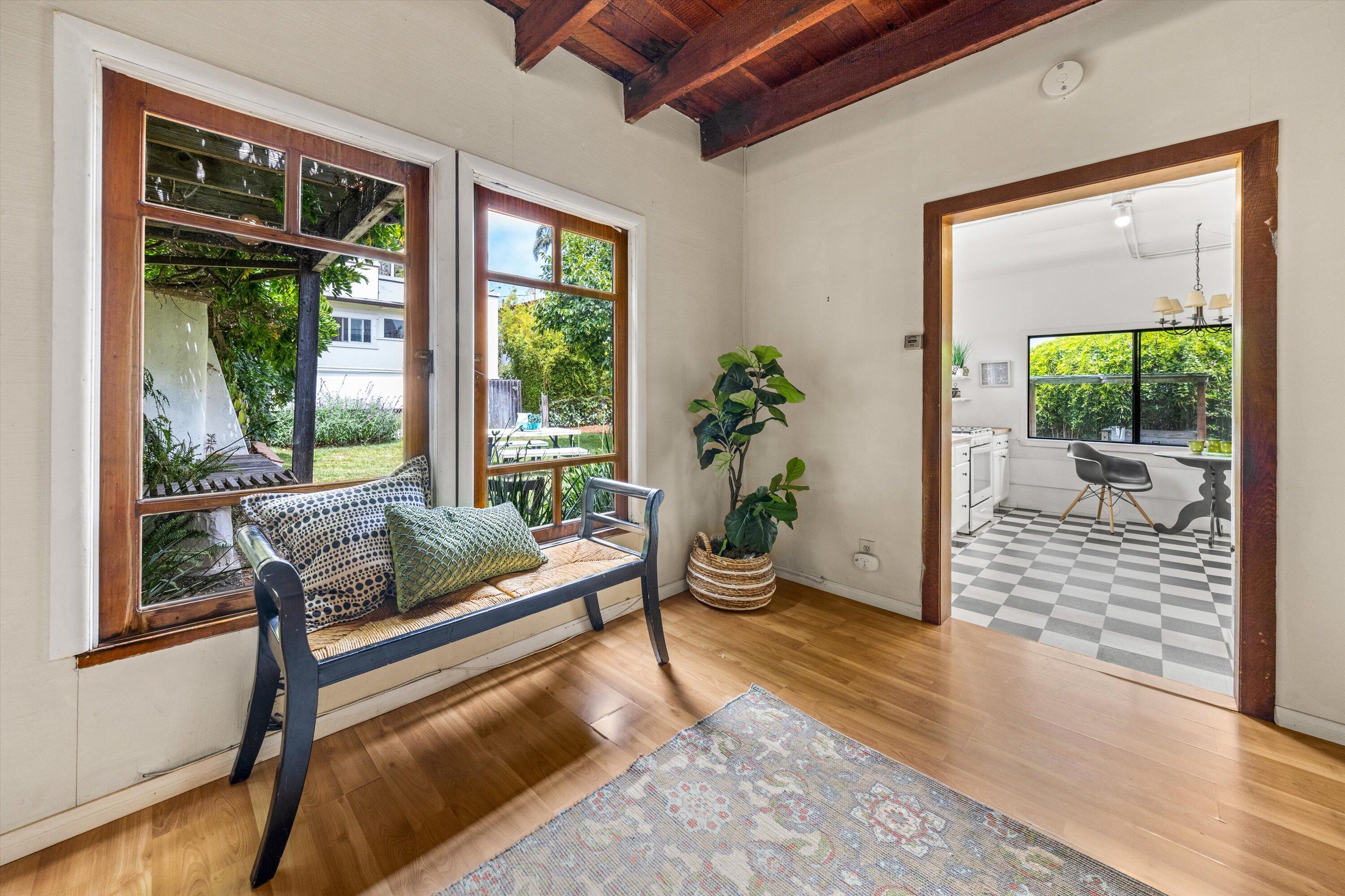 1515 Santa Barbara Street