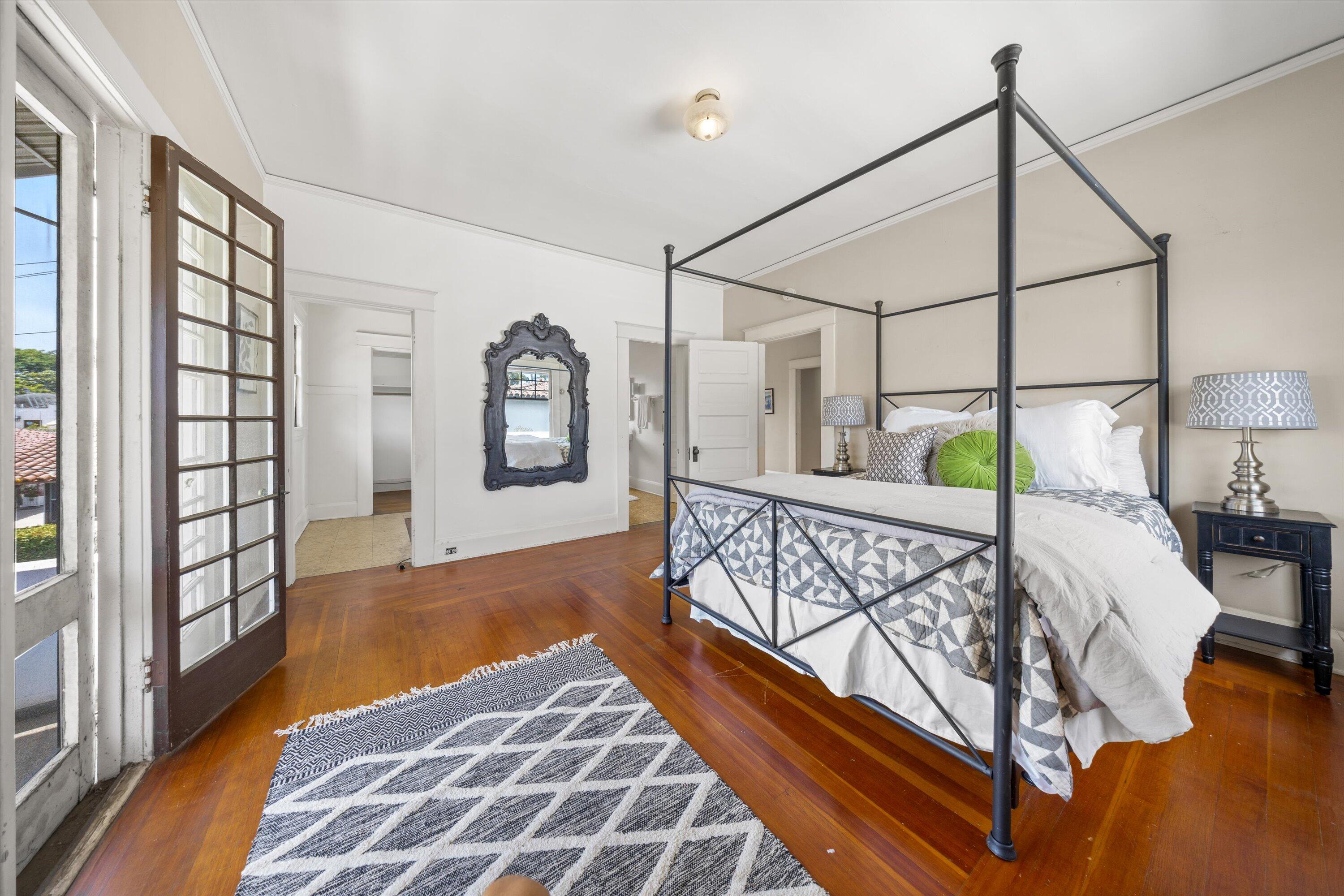 1515 Santa Barbara Street