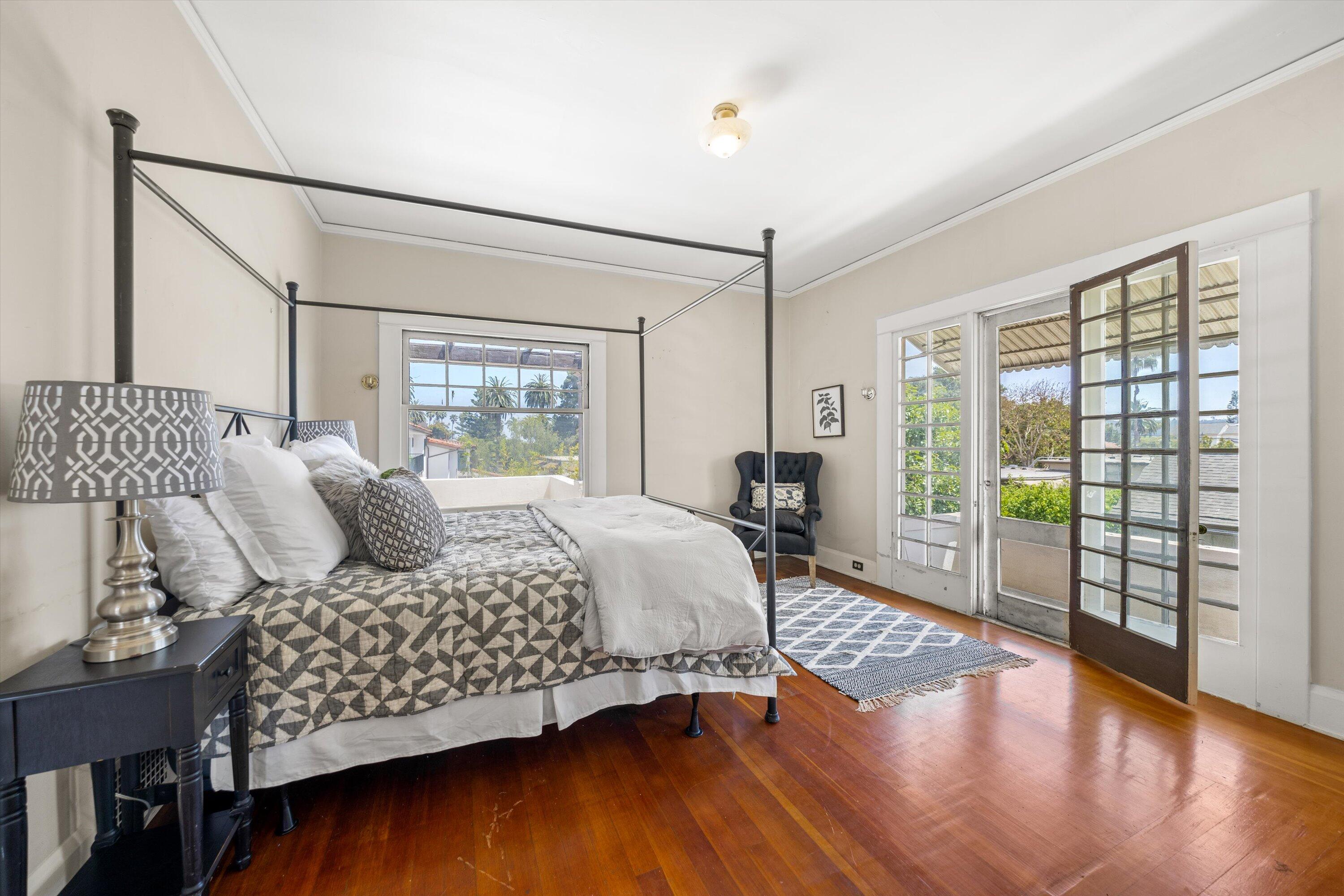 1515 Santa Barbara Street