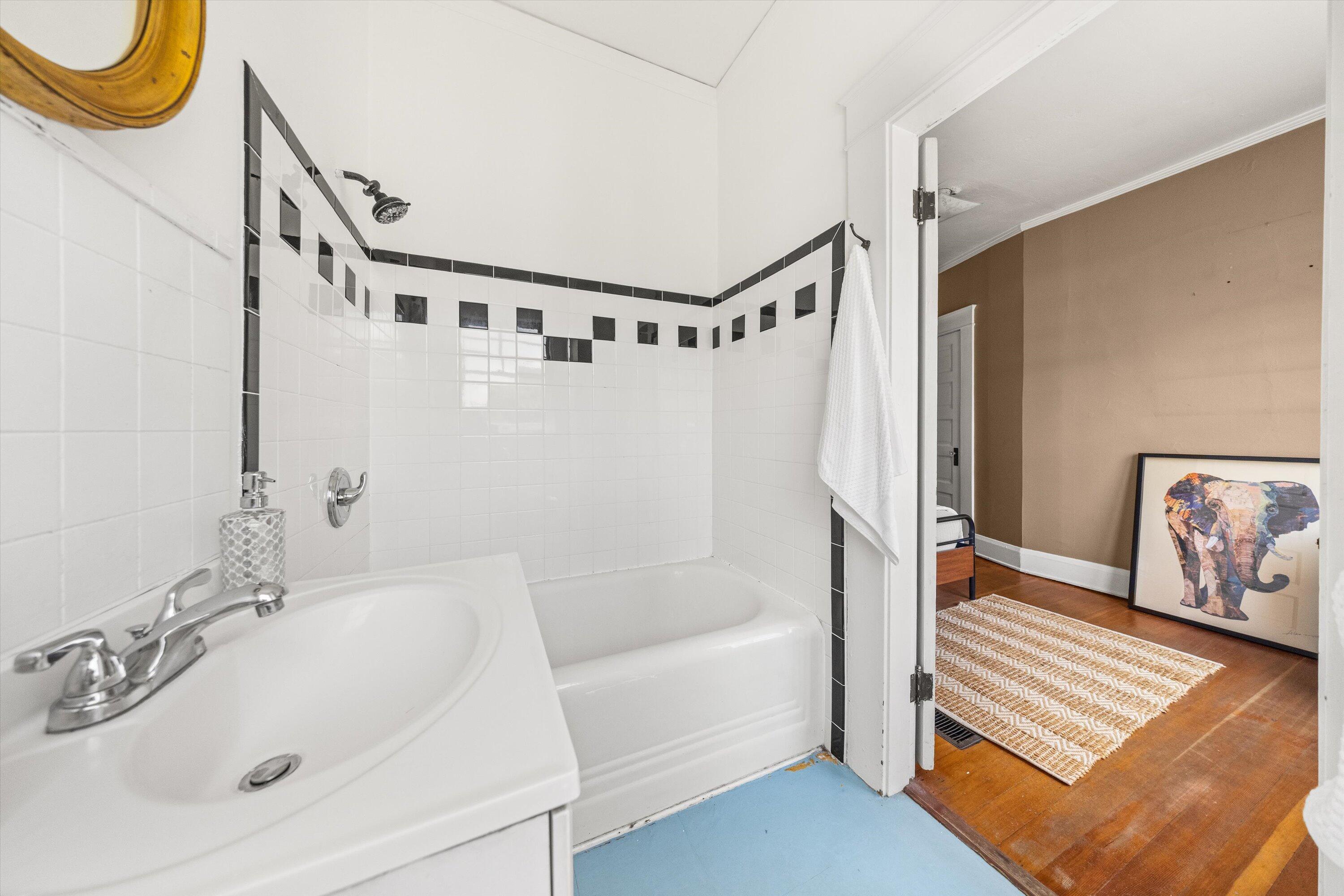 1515 Santa Barbara Street