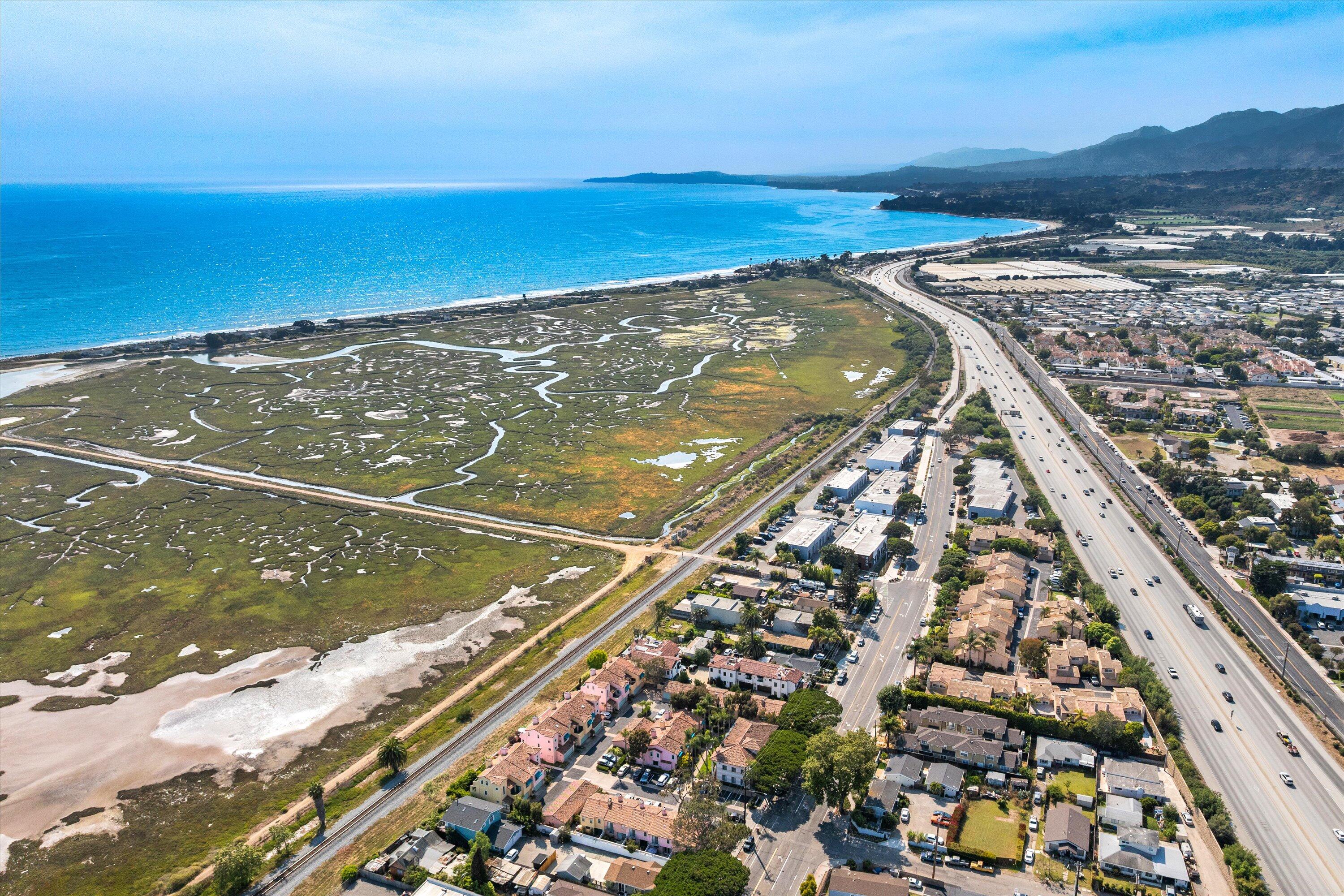 4297 Carpinteria Avenue Unit: 8