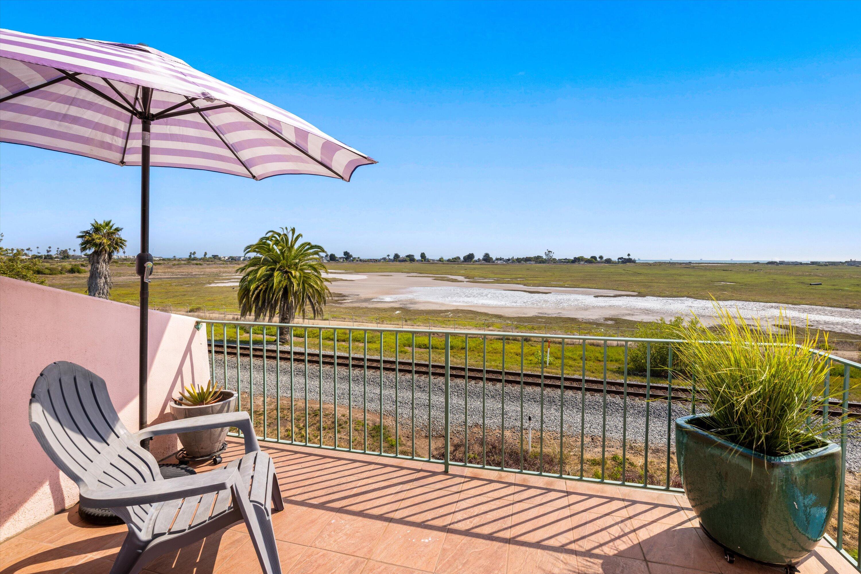 4297 Carpinteria Avenue Unit: 8