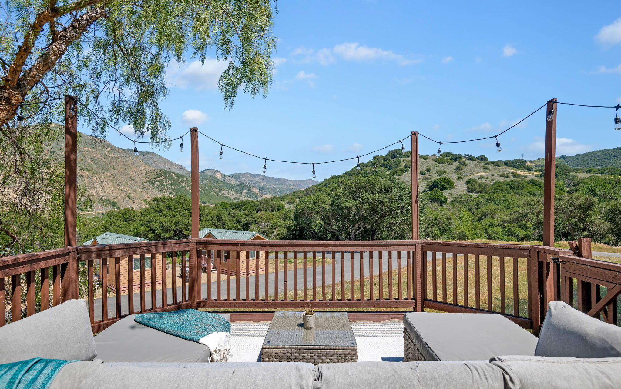 3750 Paradise Road 96