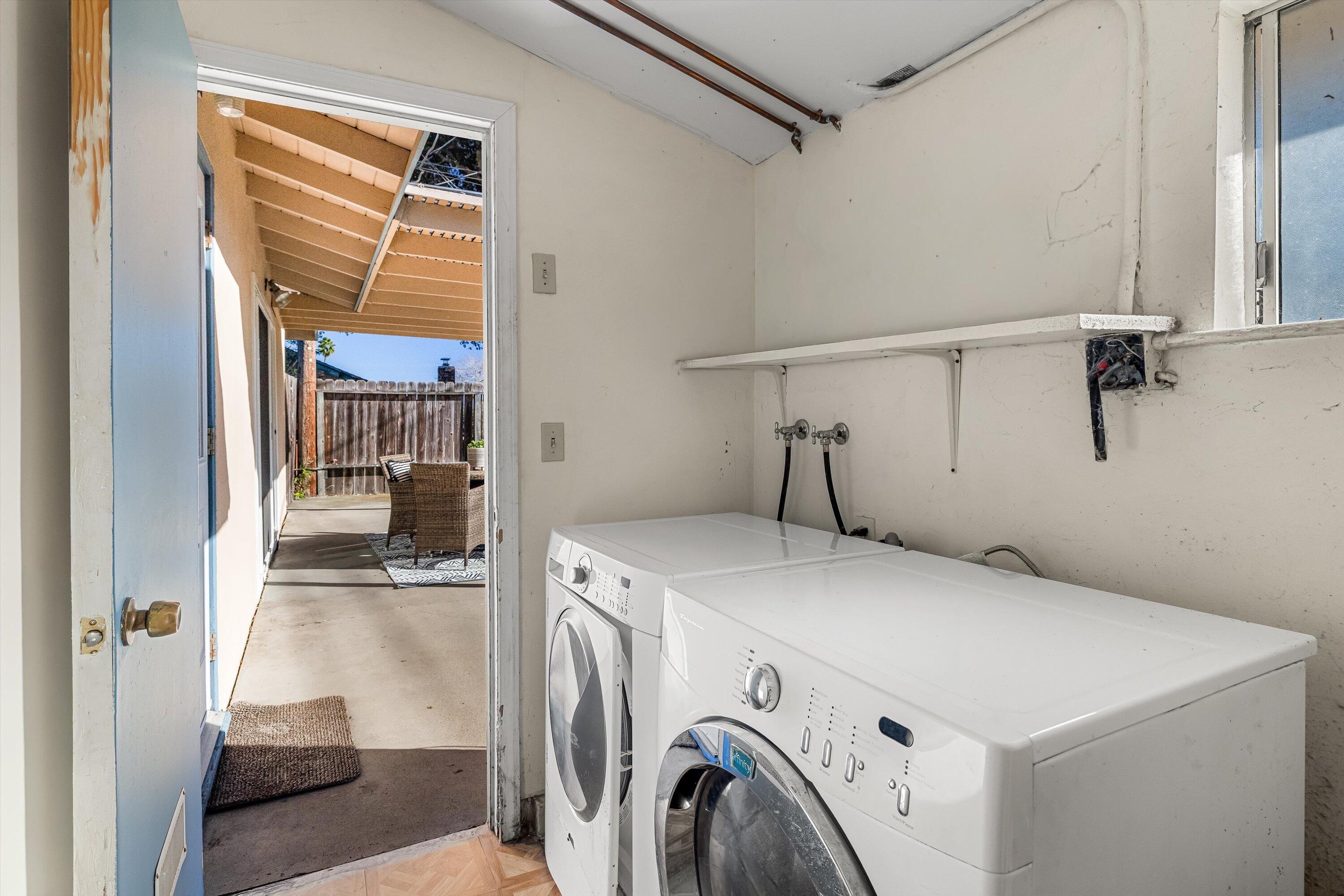 7039 Del Norte Drive