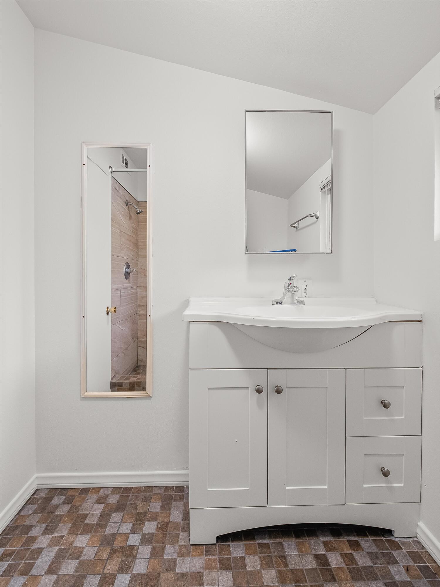 7039 Del Norte Drive