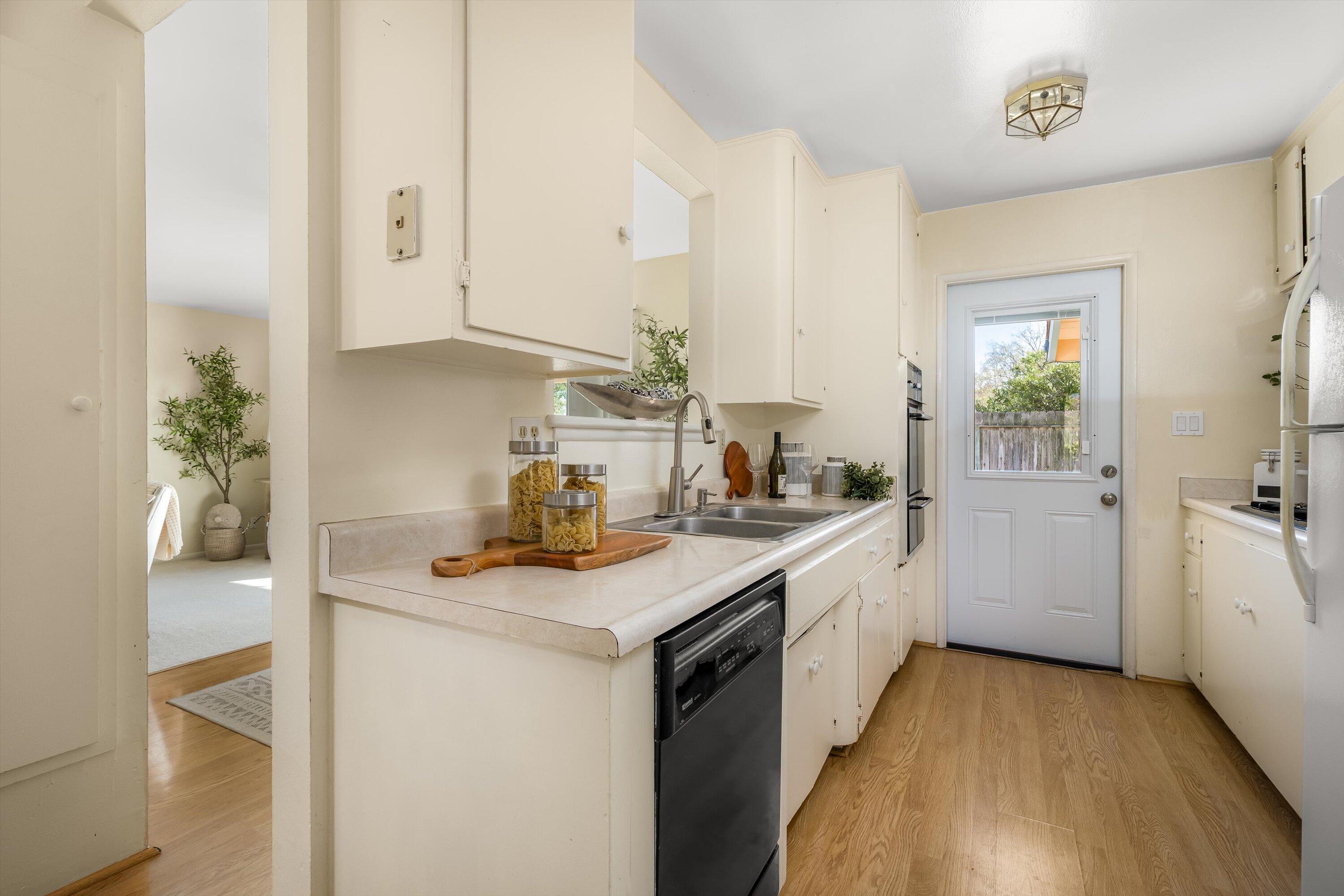 7039 Del Norte Drive