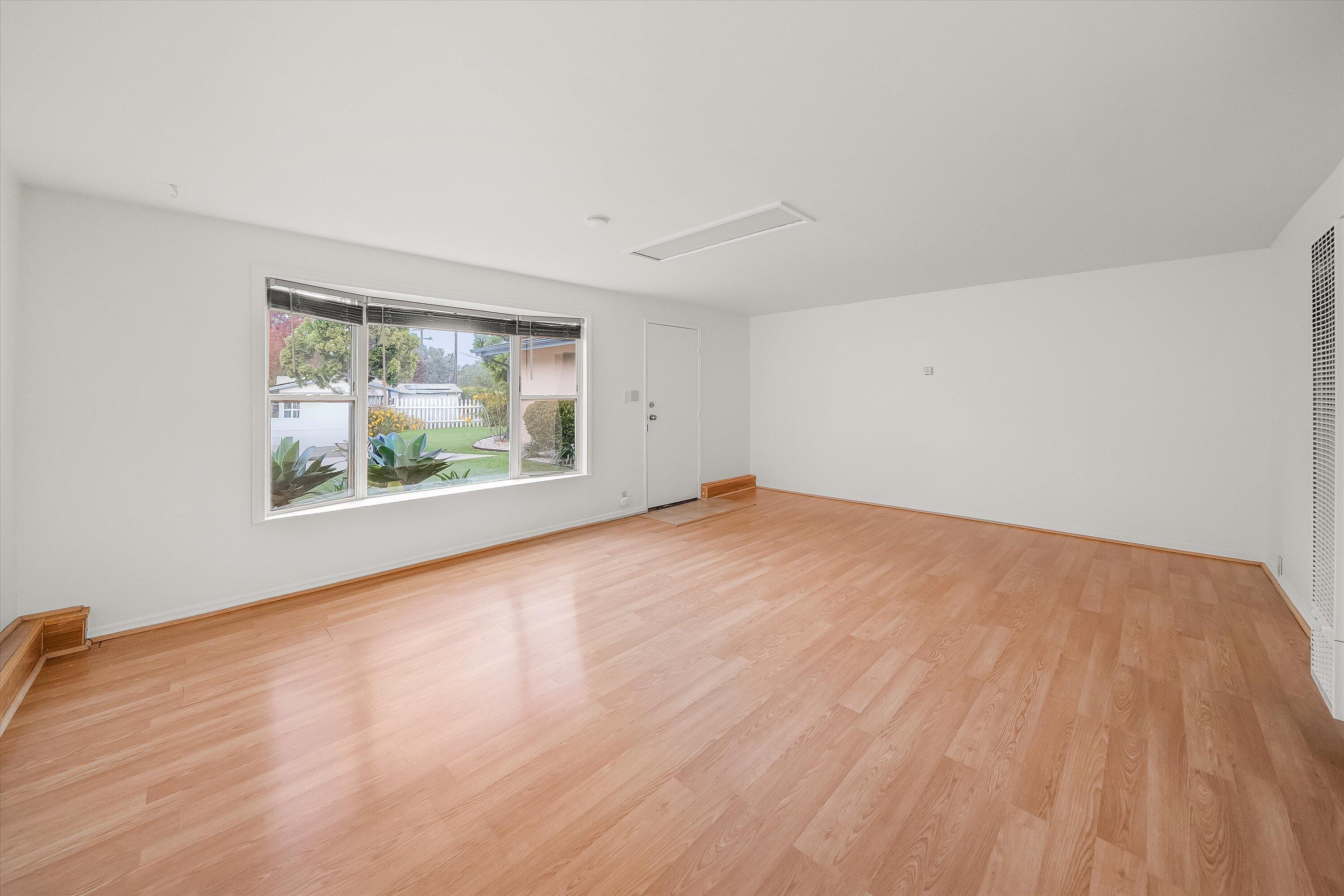 7039 Del Norte Drive