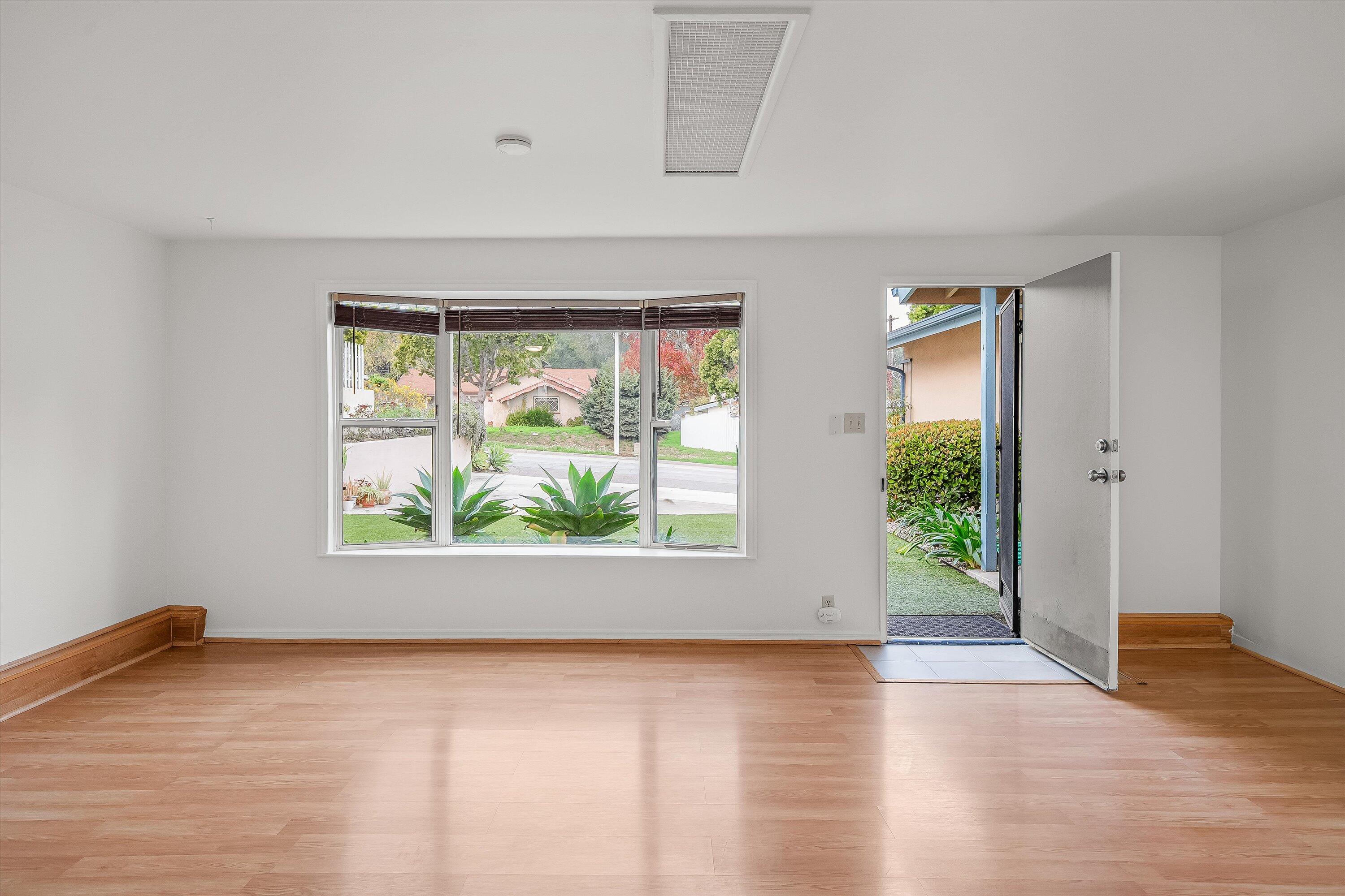 7039 Del Norte Drive