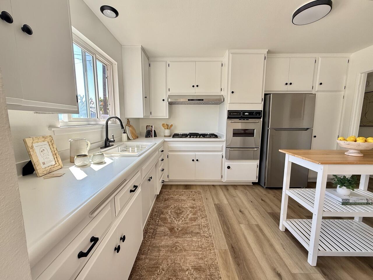 5082 Ella Lane