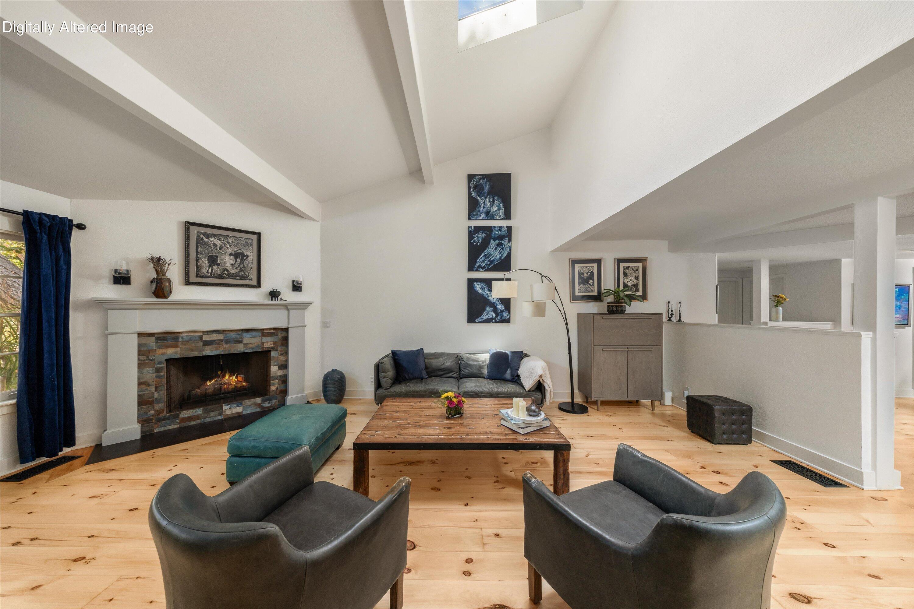 404 Los Robles Lane
