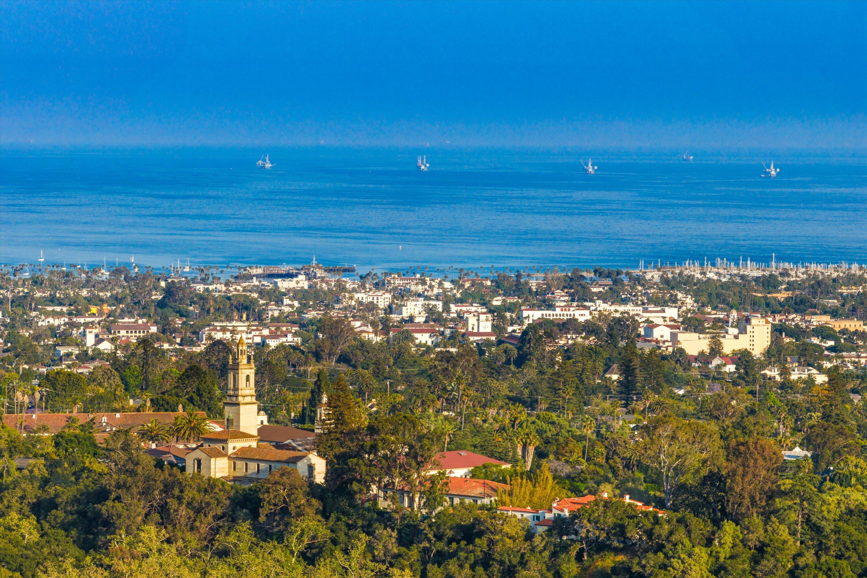 404 Los Robles Lane