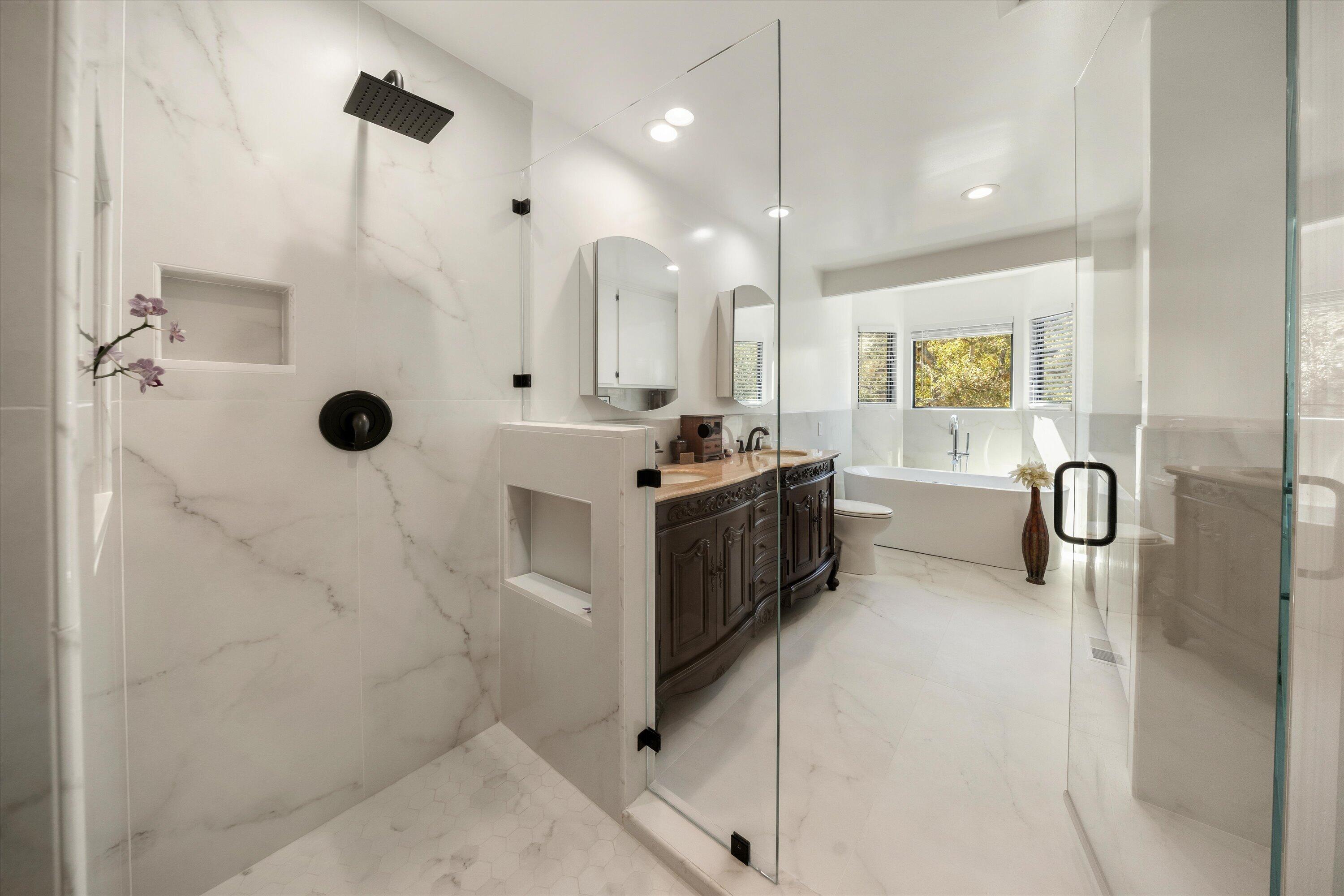 1401 La Cima Road