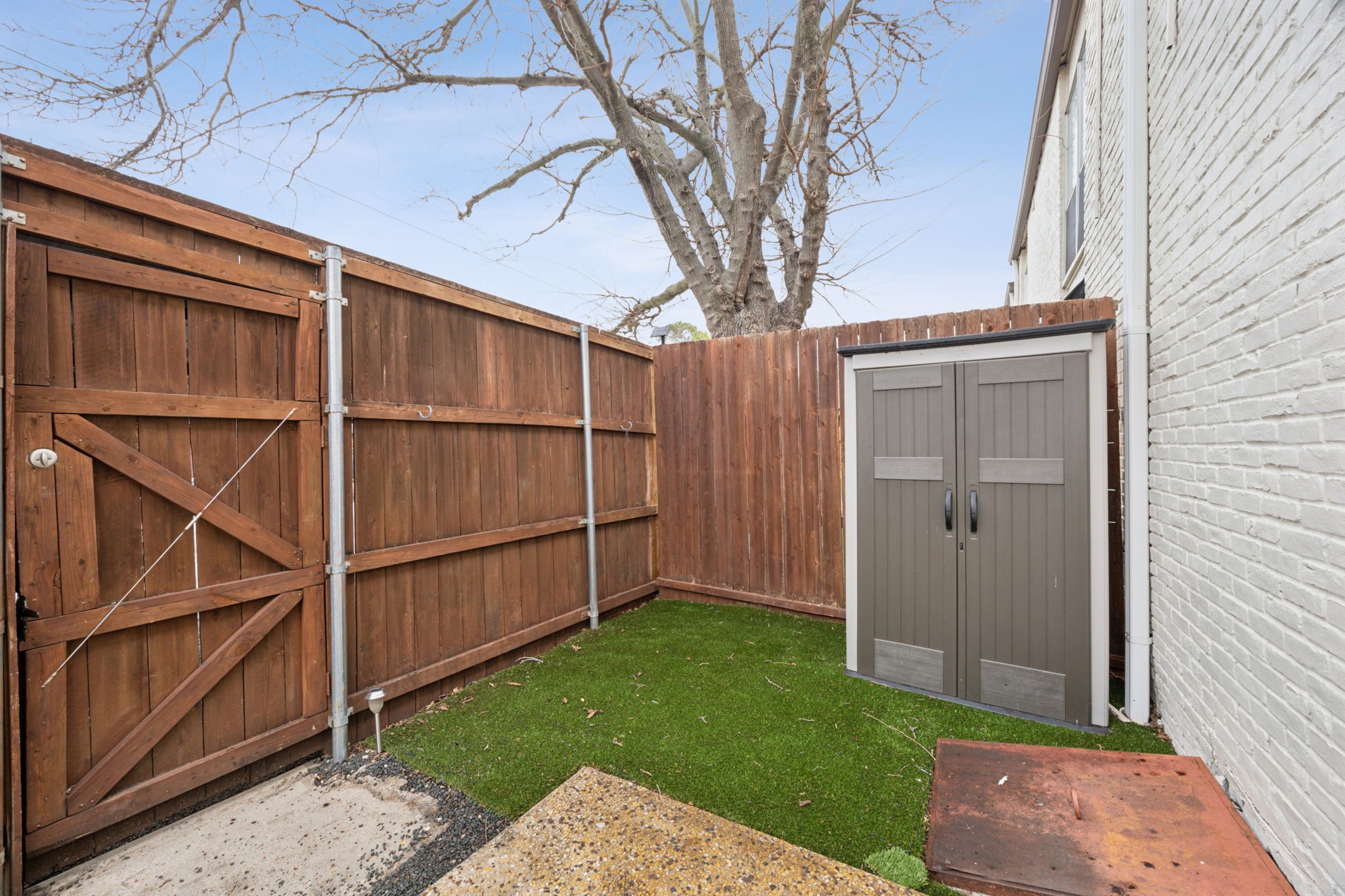 5931 E University Boulevard 123